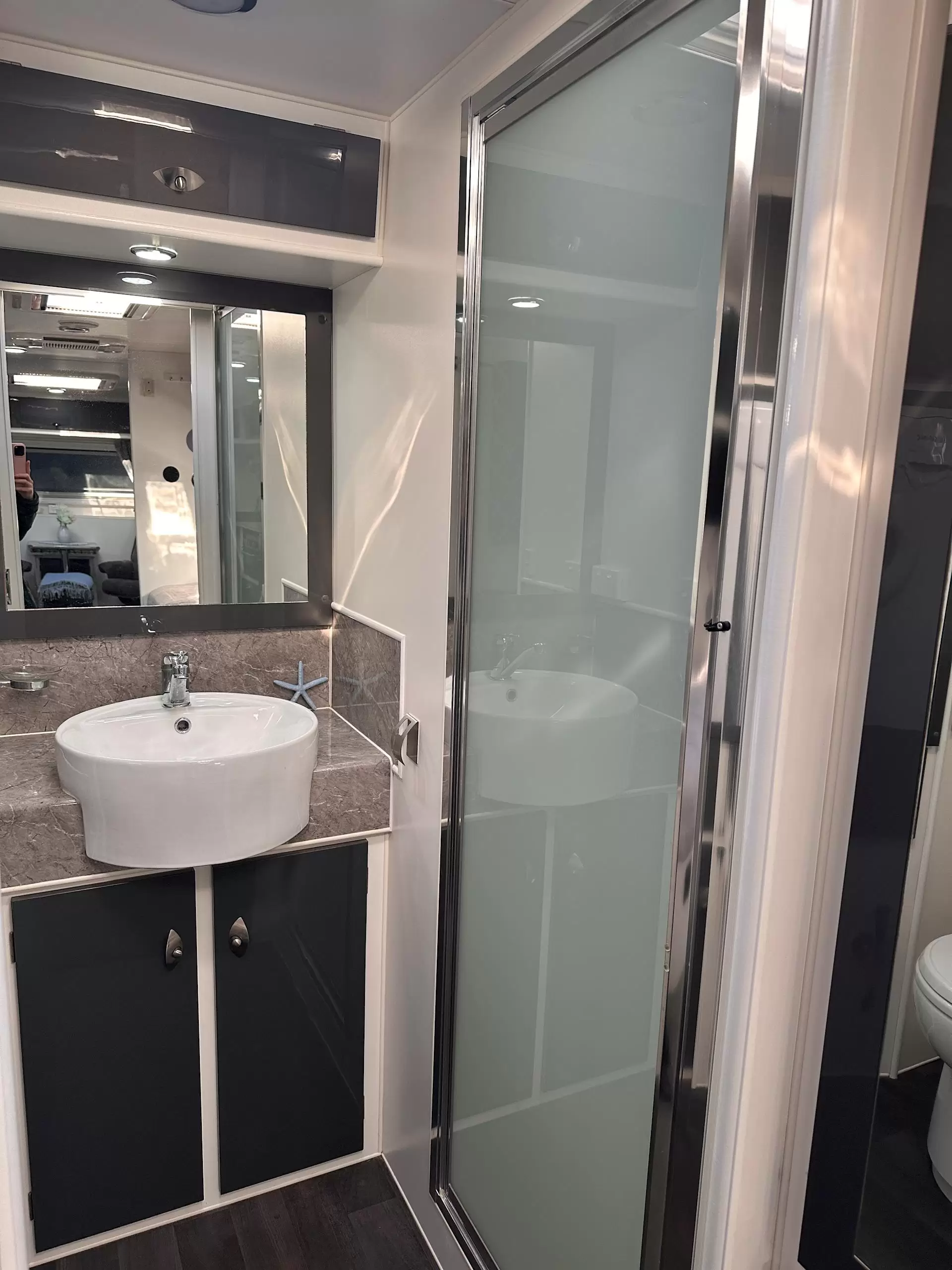 USED 2016 OPAL SOUTHERN EXPLORER