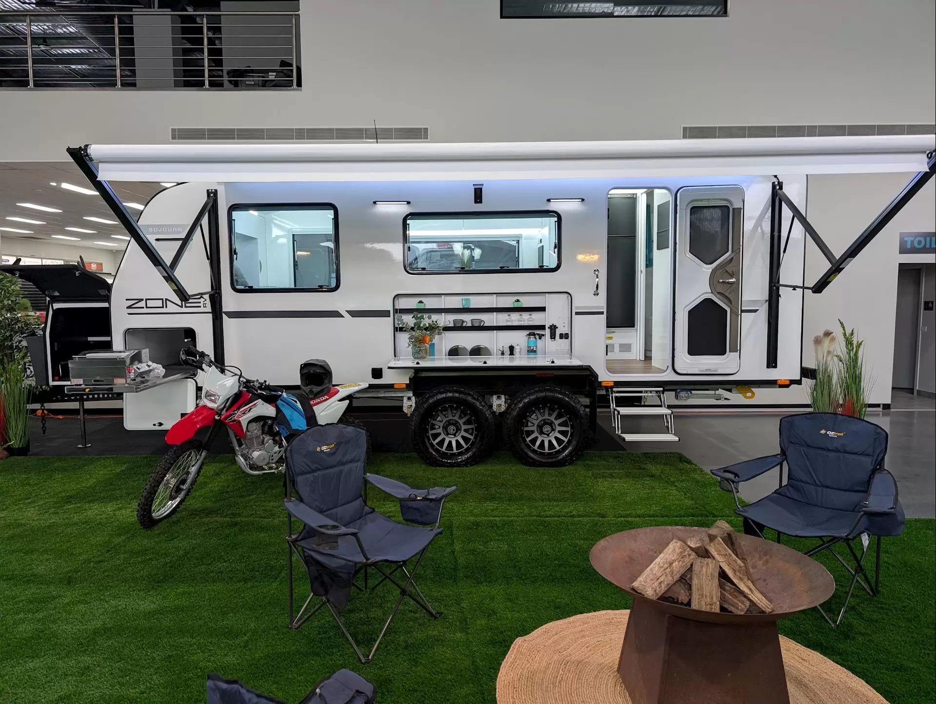 NEW  Zone RV SOJOURN