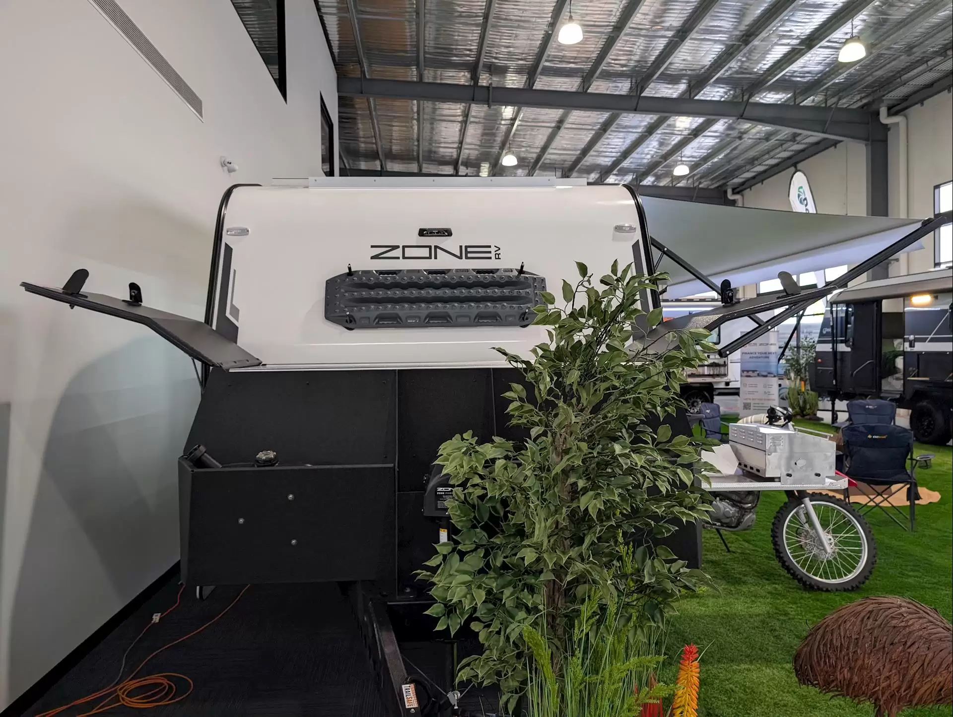 NEW  Zone RV SOJOURN
