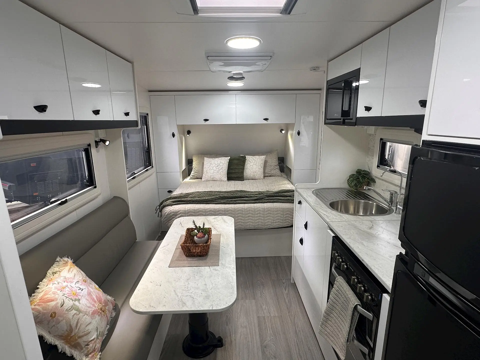 NEW 2026 VISCOUNT V1