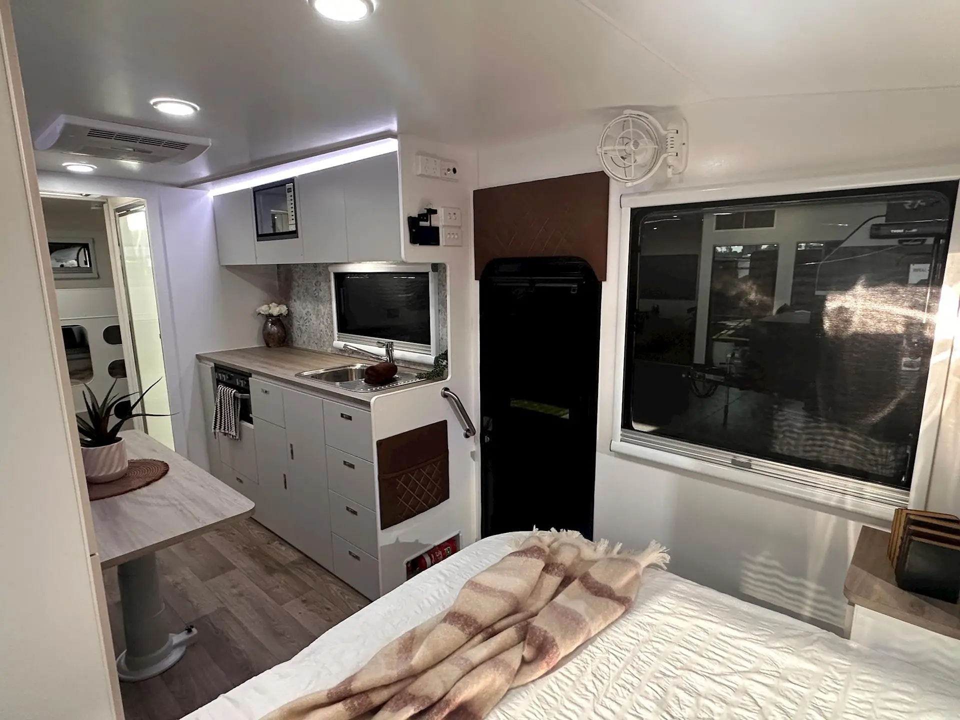 NEW 2026 DESIGN RV ODYSSEY F226M