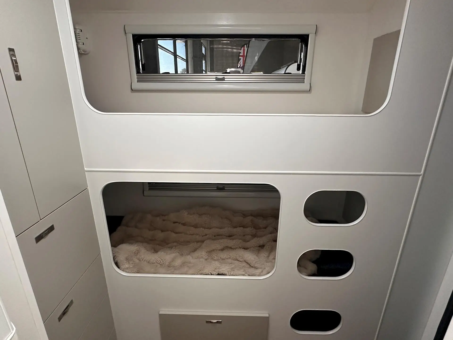 NEW 2026 DESIGN RV ODYSSEY F226M