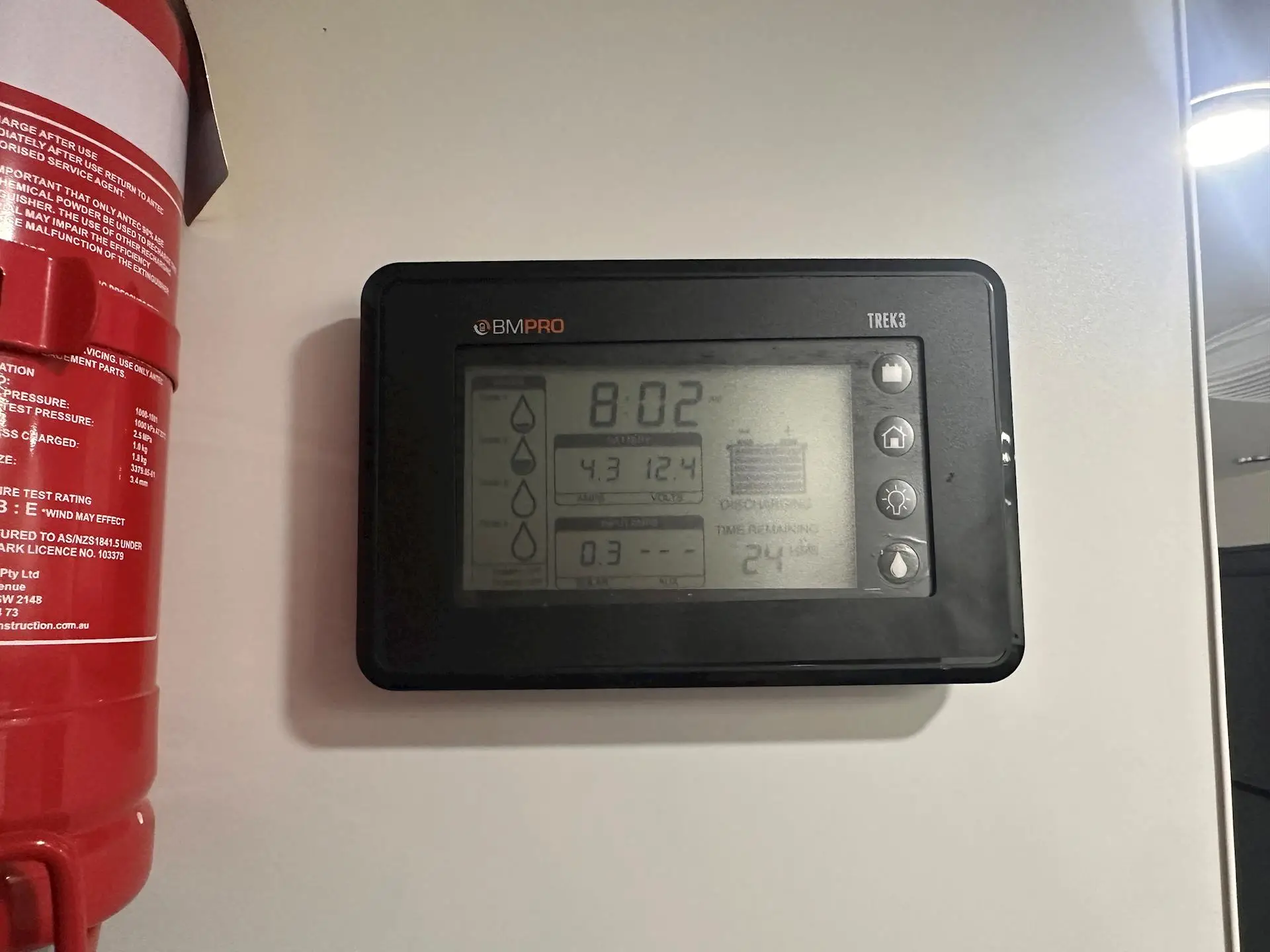 USED  NETWORK RV 23'REAR CLUB