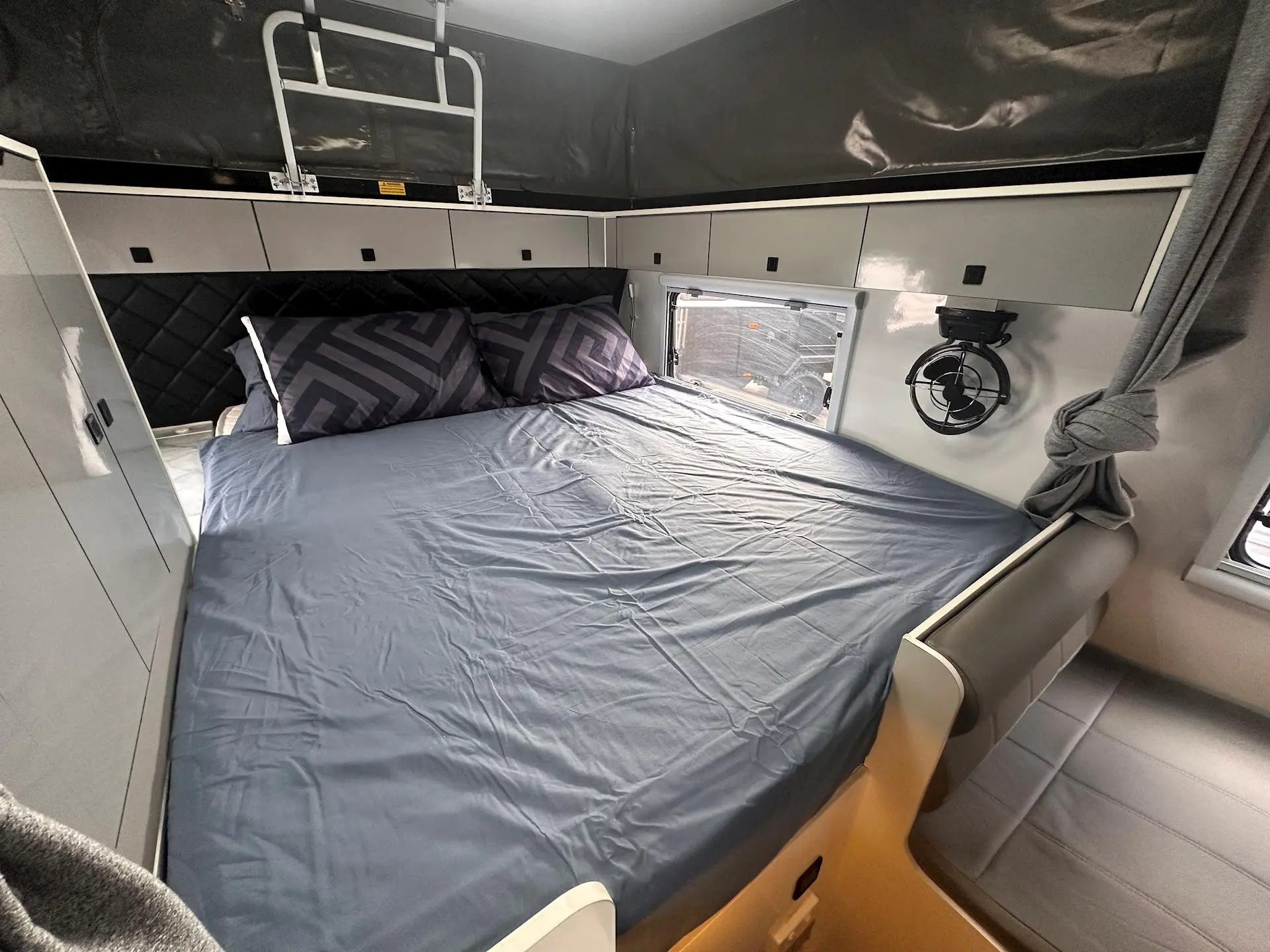 USED MARS JUPITER 15