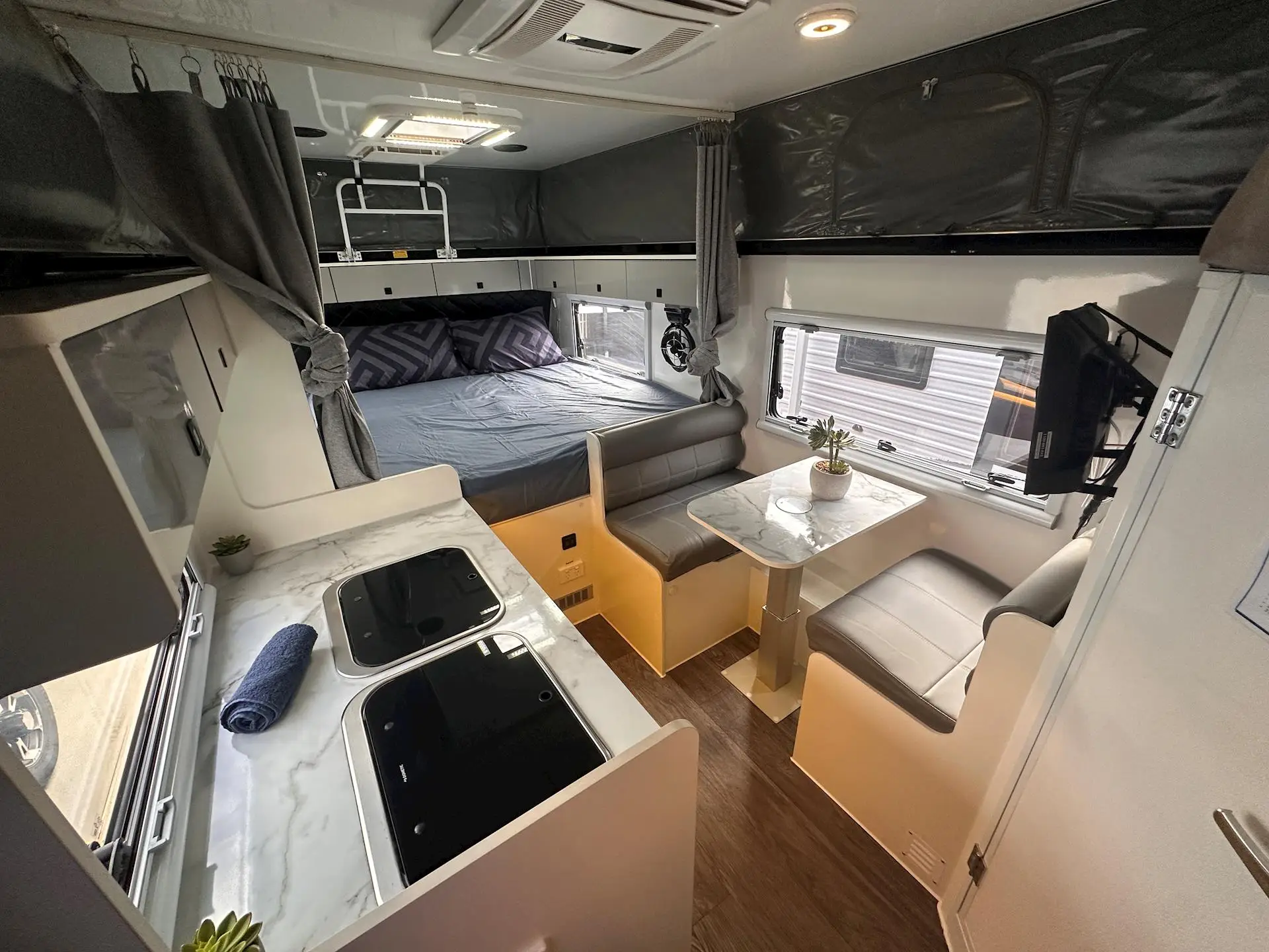 USED MARS JUPITER 15
