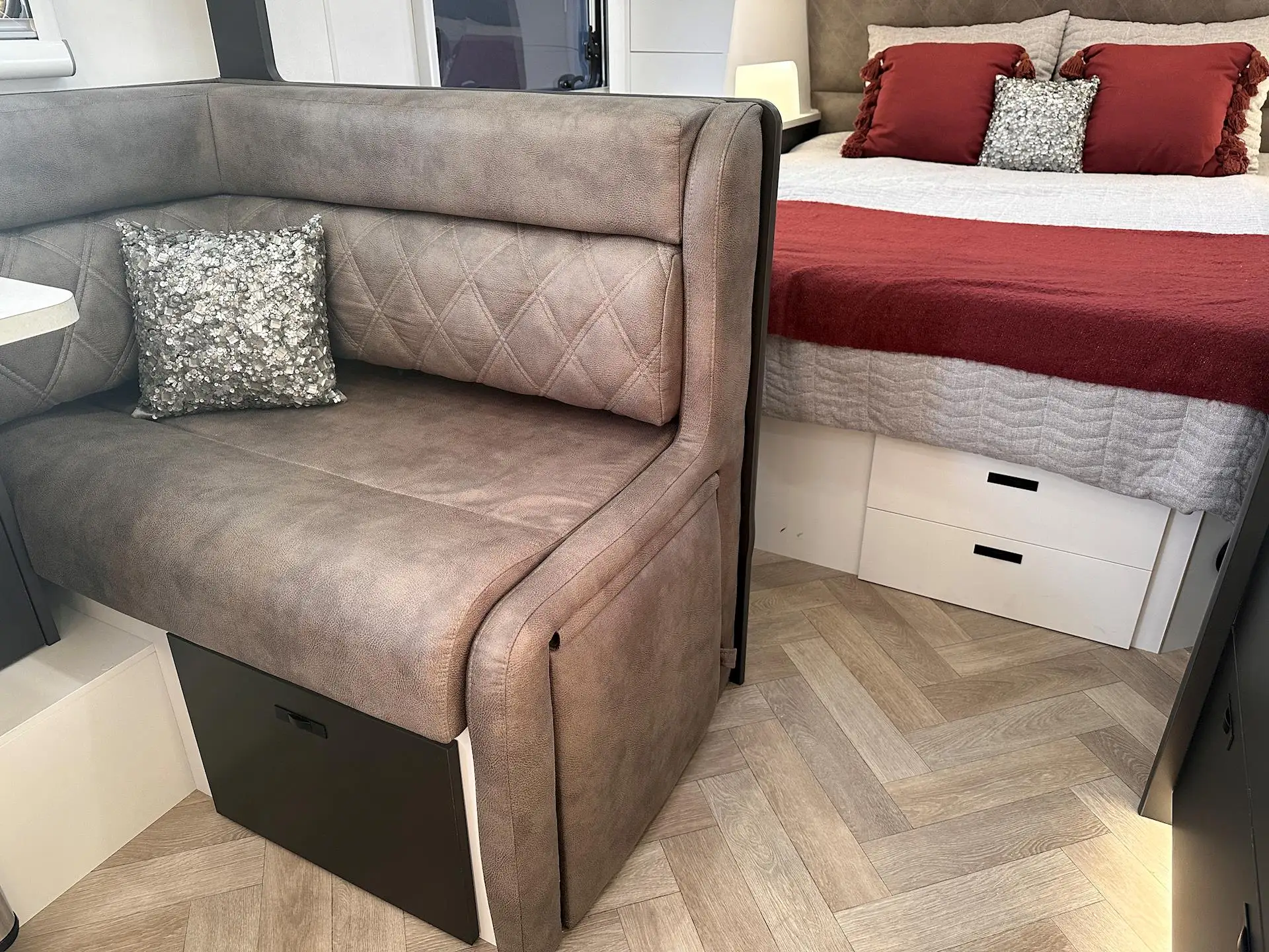 NEW 2026 DESIGN RV ACX 210RD