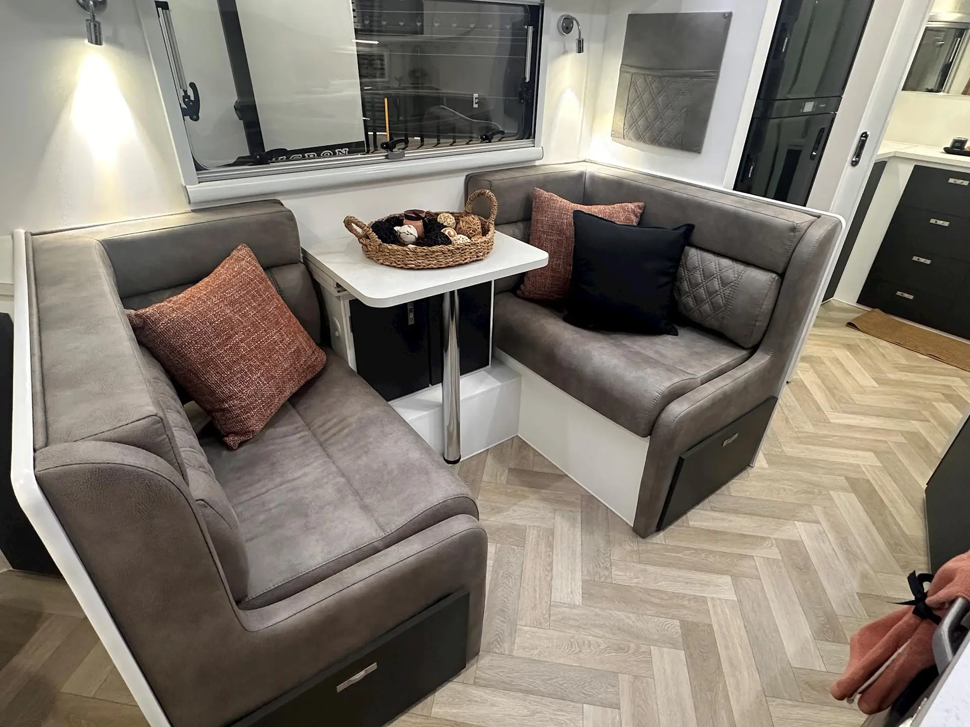 NEW 2026 DESIGN RV GETAWAY 218M