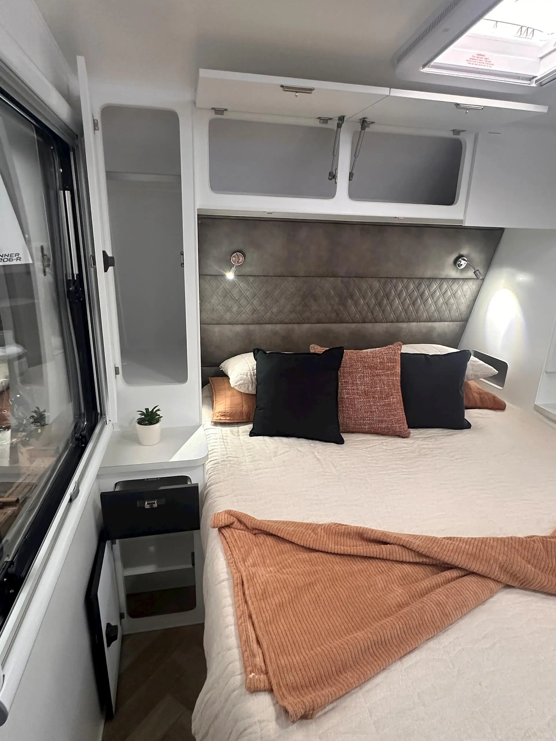 NEW 2026 DESIGN RV GETAWAY 218M