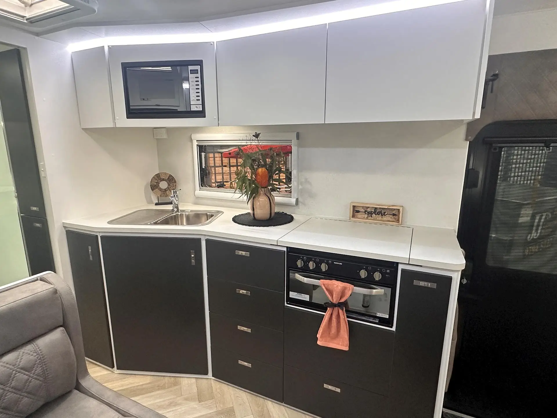 NEW 2026 DESIGN RV GETAWAY 218M