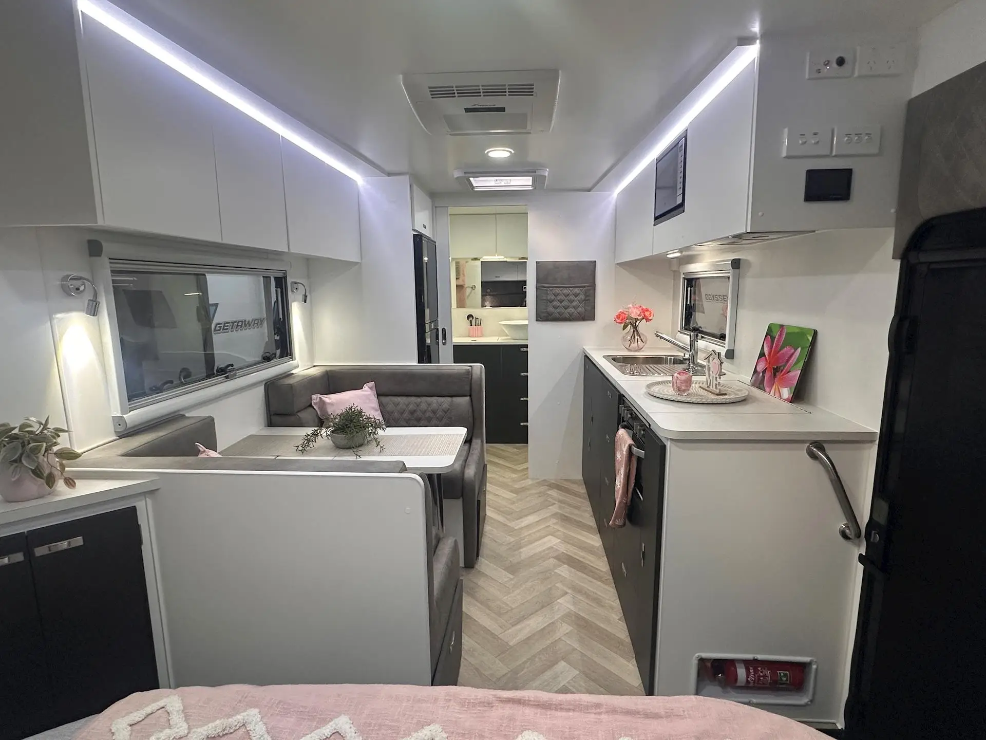 NEW 2026 DESIGN RV GETAWAY 200M