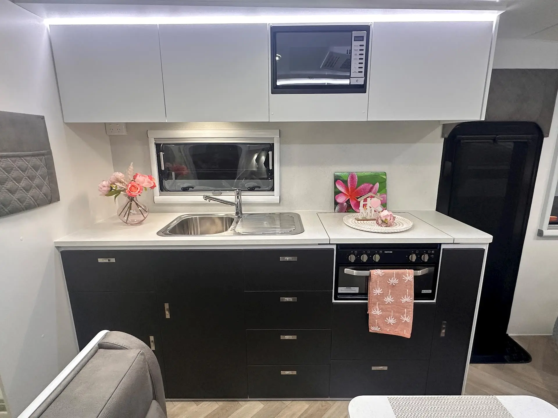 NEW 2026 DESIGN RV GETAWAY 200M
