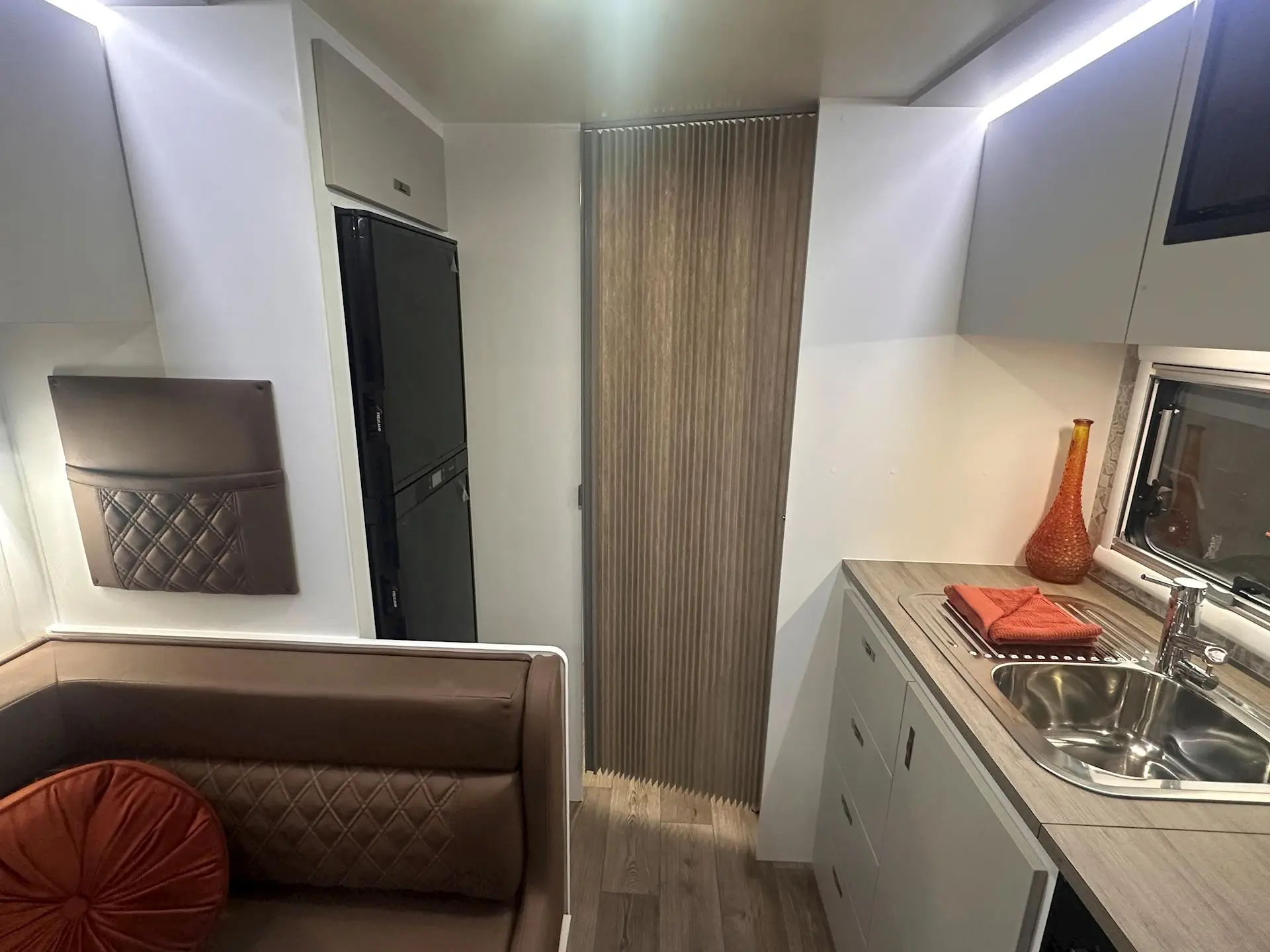 NEW 2026 DESIGN RV ODYSSEY  F206M