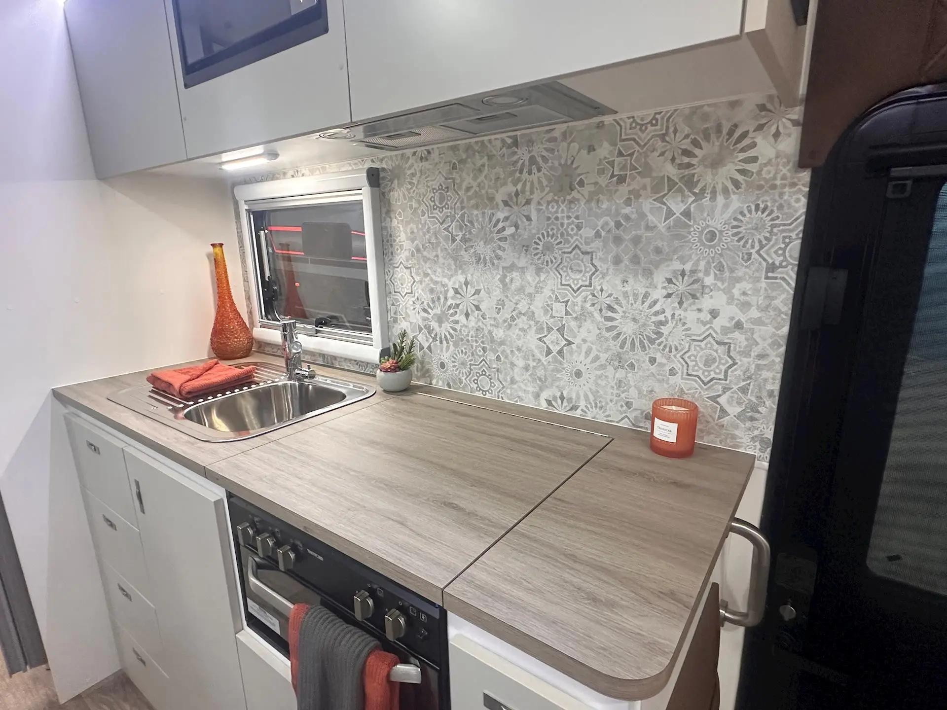 NEW 2026 DESIGN RV ODYSSEY  F206M
