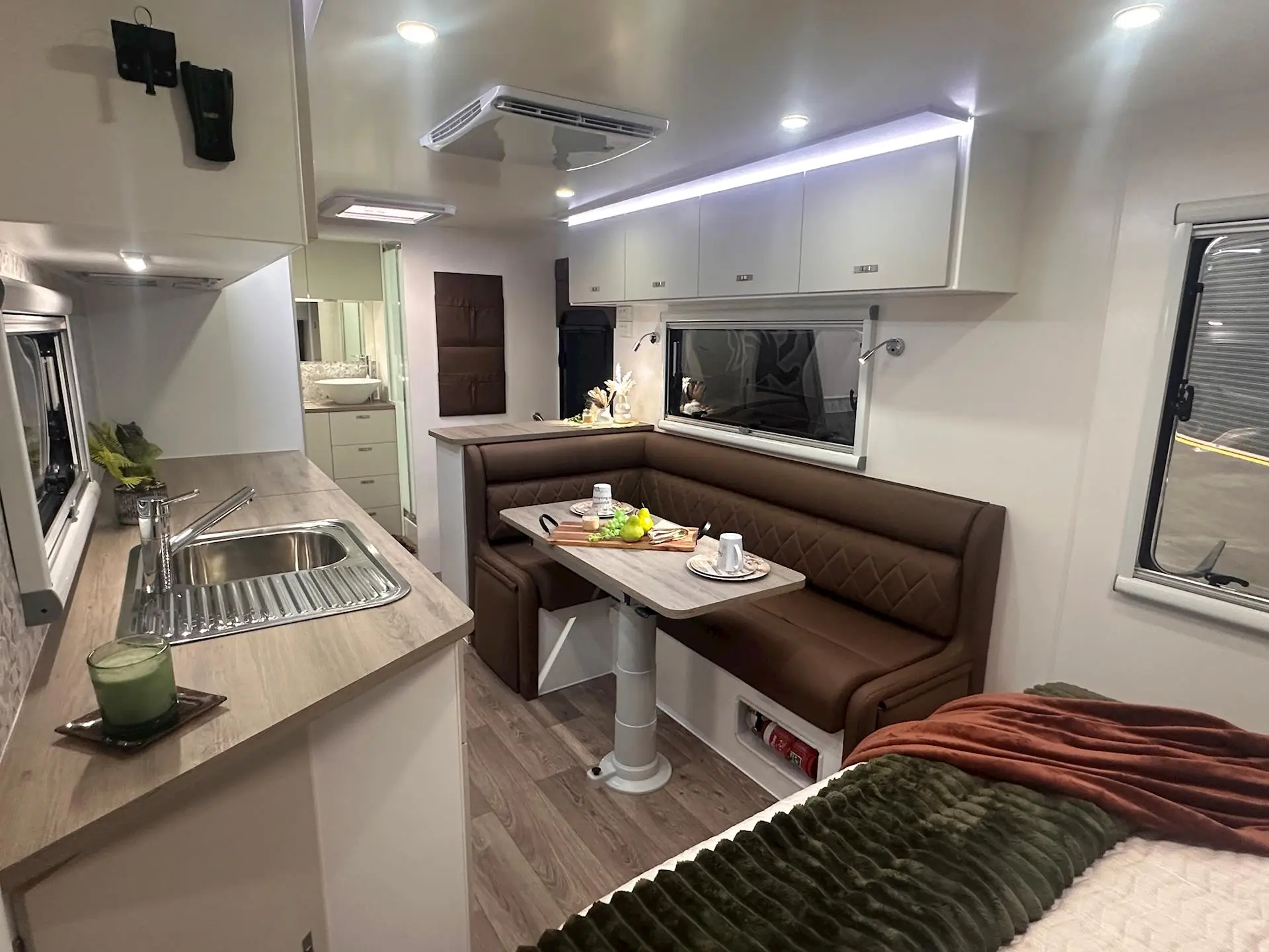 NEW 2026 DESIGN RV FORERUNNER 210RD