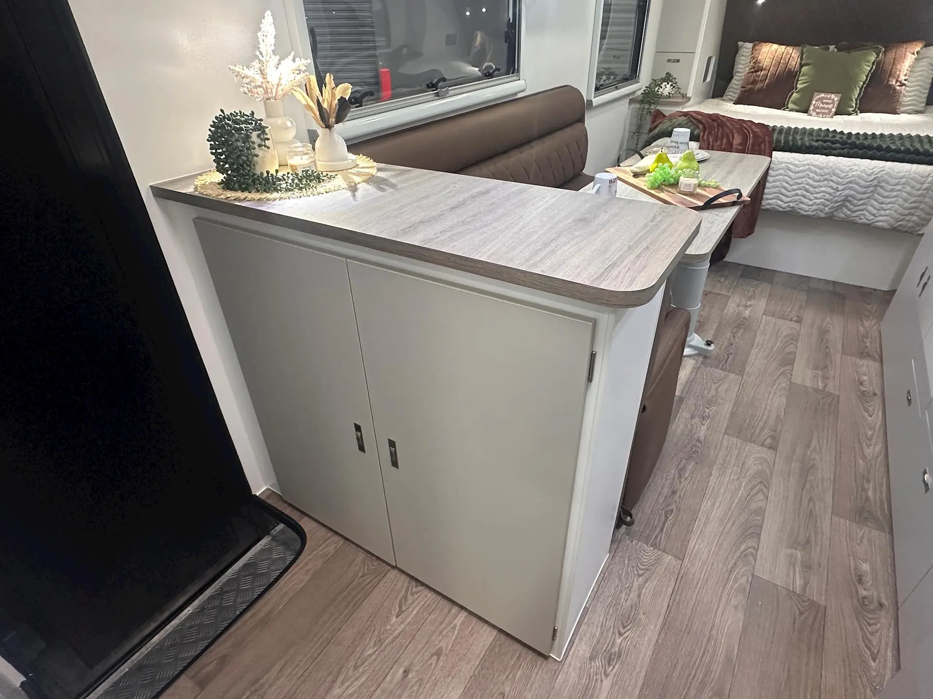 NEW 2026 DESIGN RV FORERUNNER 210RD