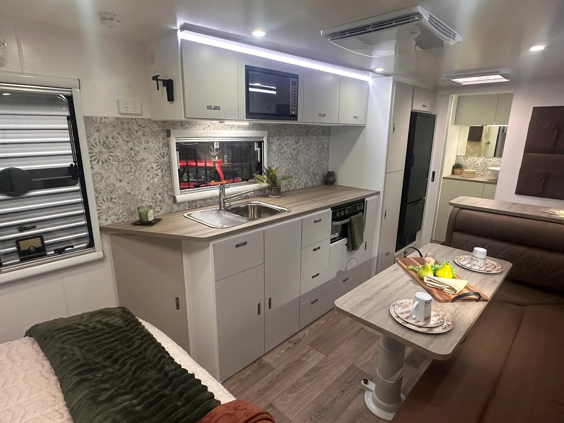 NEW 2026 DESIGN RV FORERUNNER 210RD