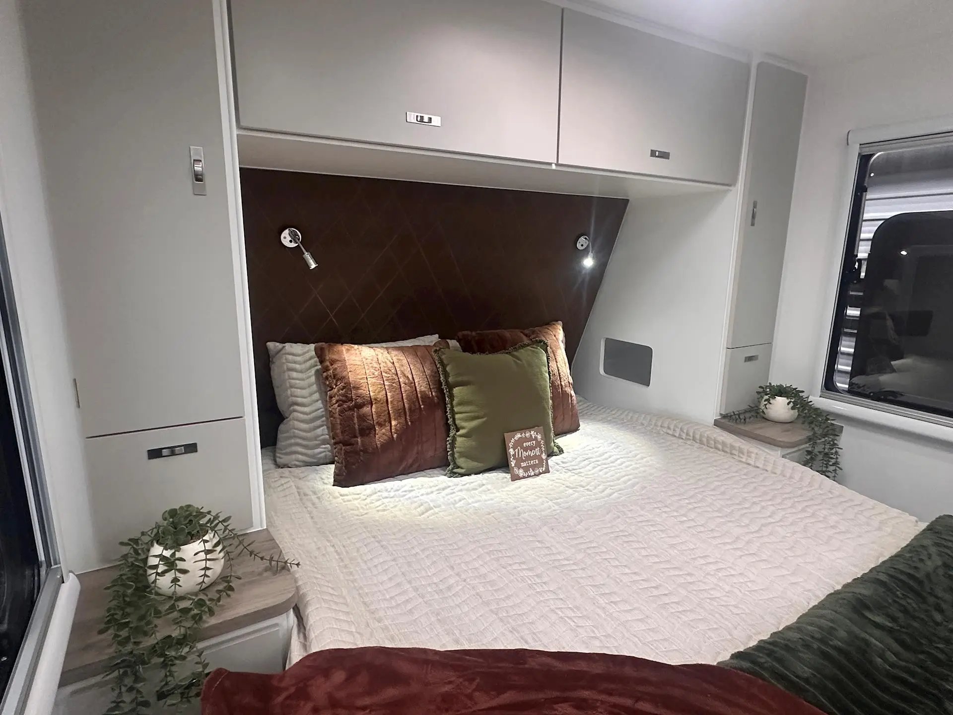 NEW 2026 DESIGN RV FORERUNNER 210RD