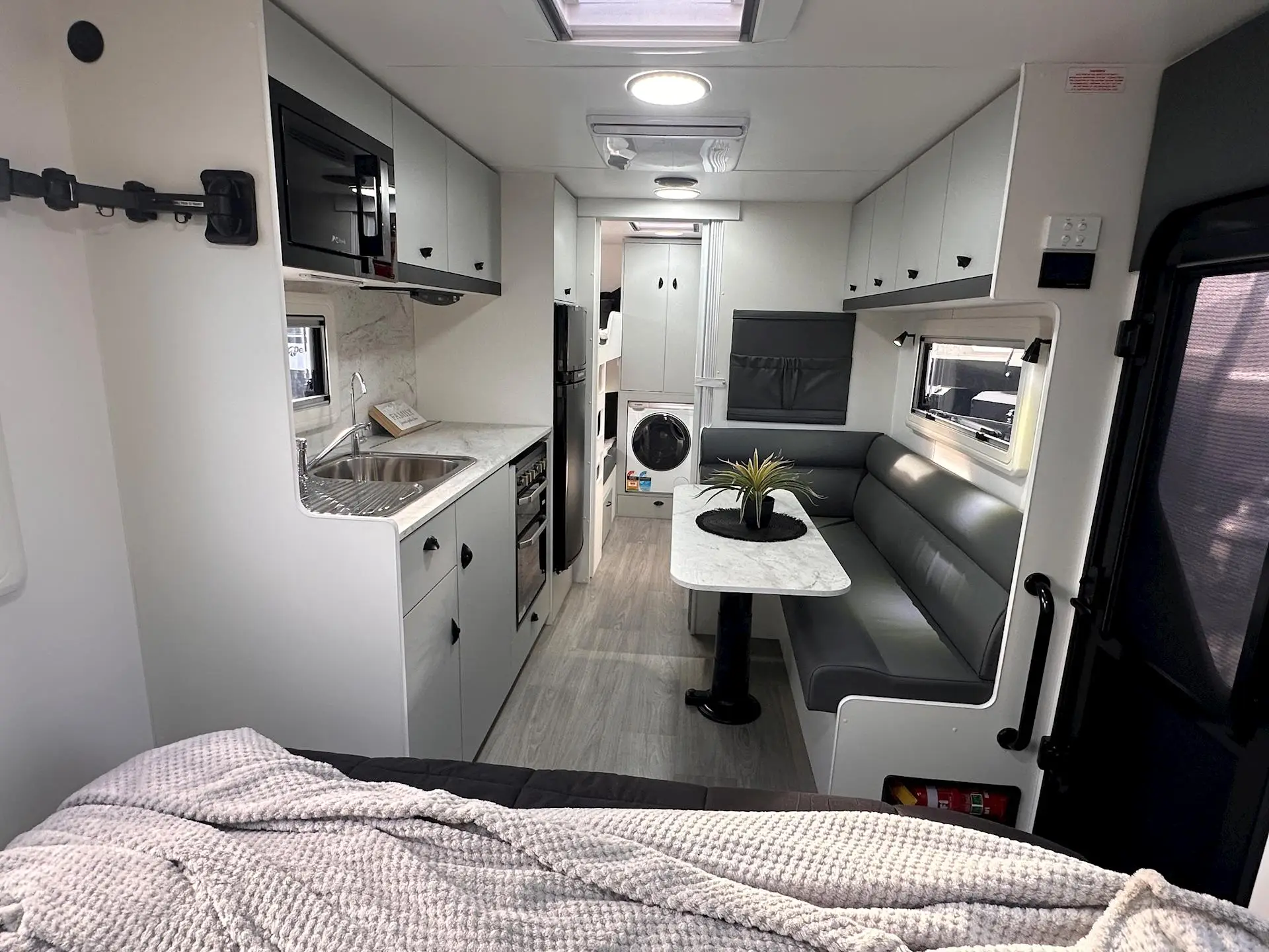 NEW 2026 VISCOUNT V2 BUNK