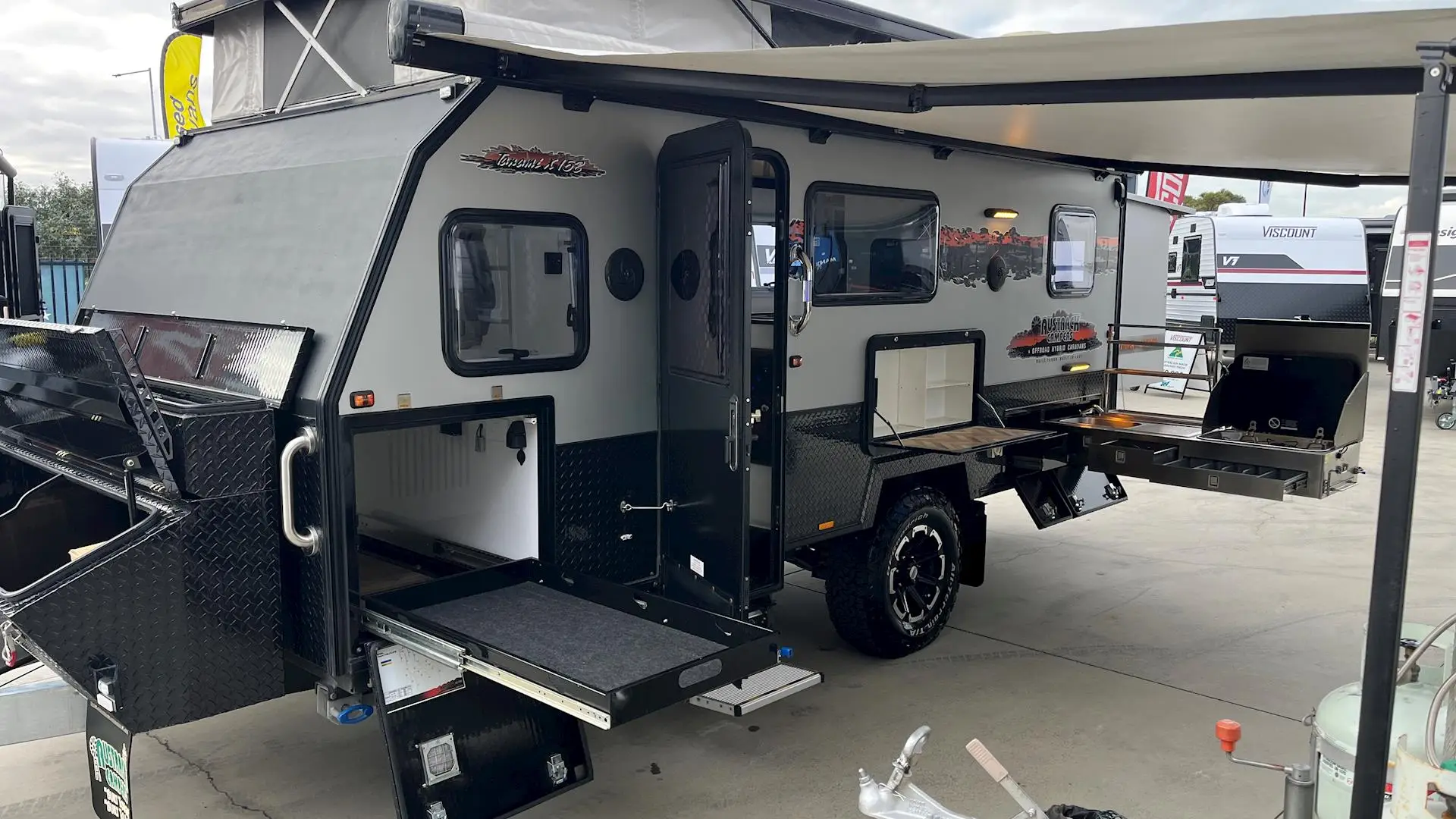 USED 2022 AUSTRACK Tanami 15B