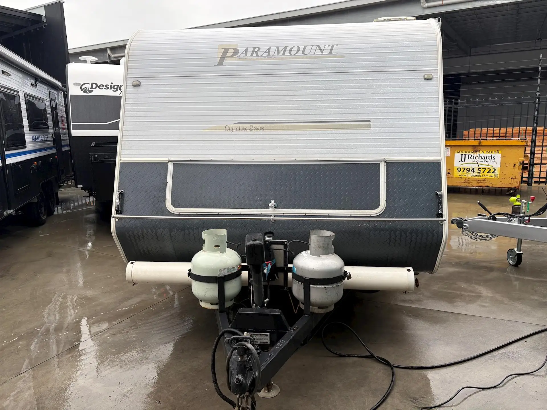 USED 2007 PARAMOUNT CLASSIC