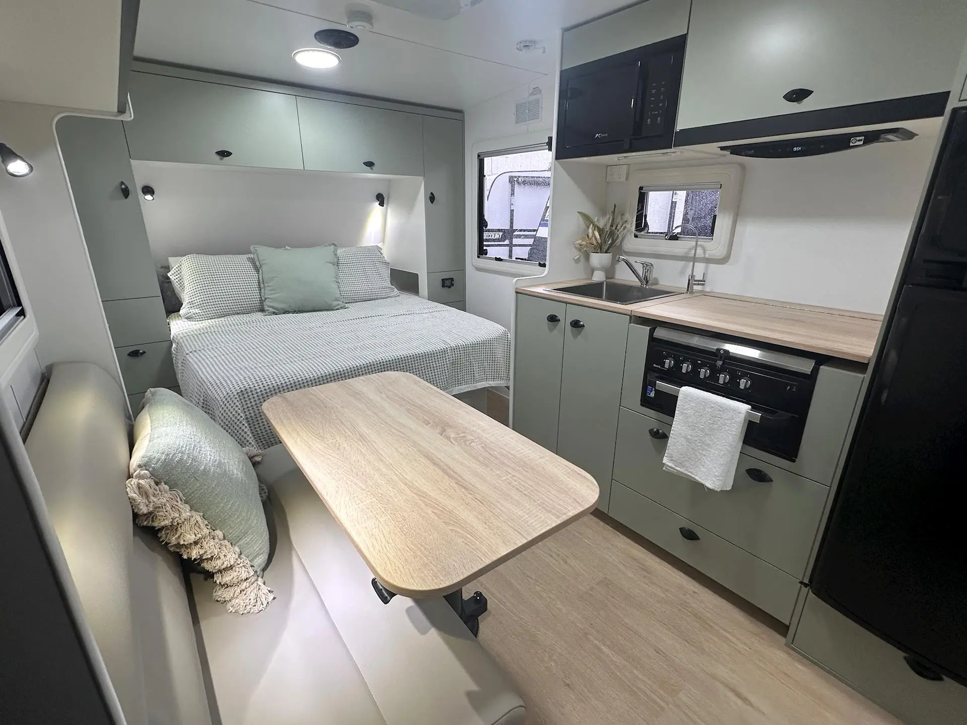 NEW 2026 VISCOUNT V1 COMPACT