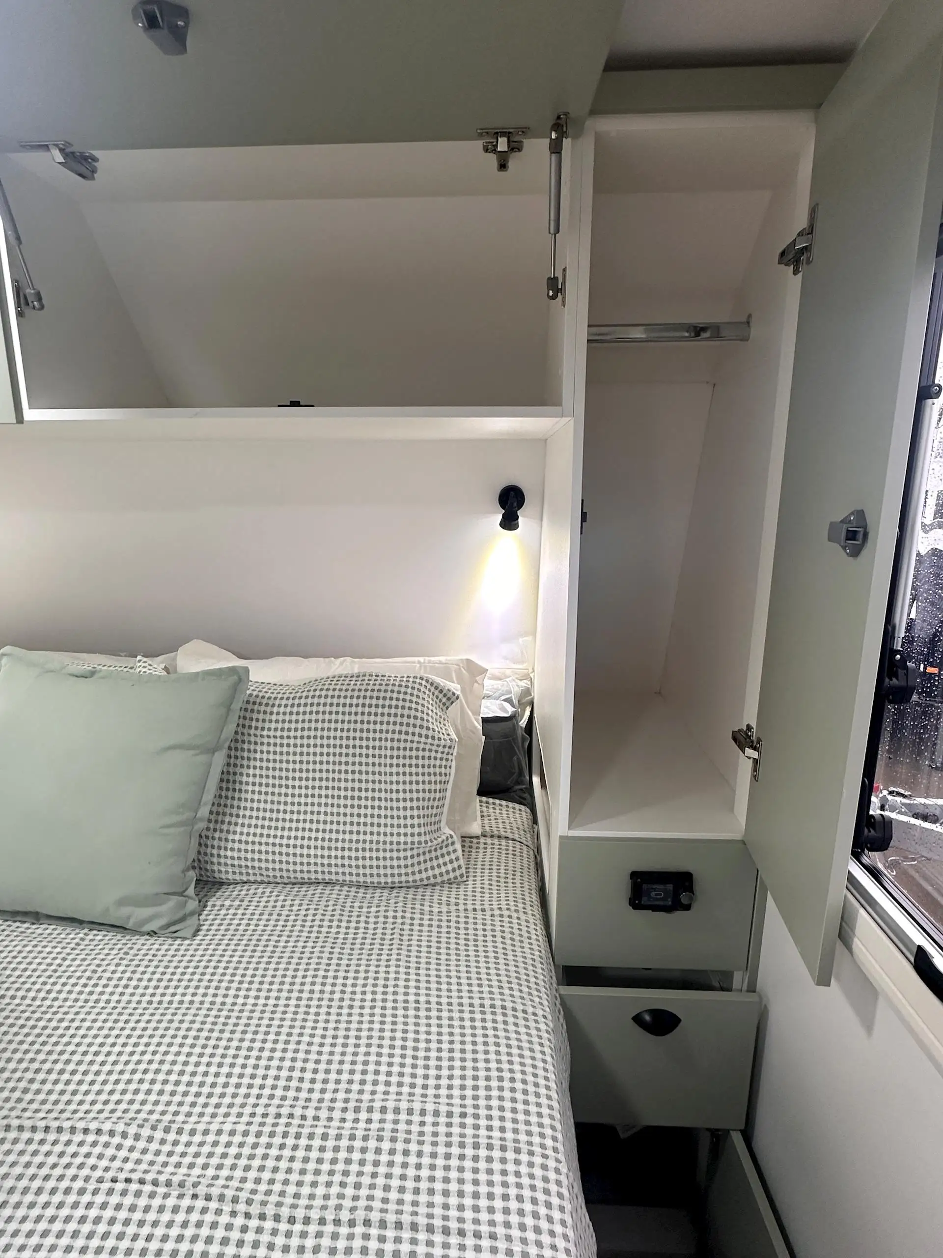 NEW 2026 VISCOUNT V1 COMPACT