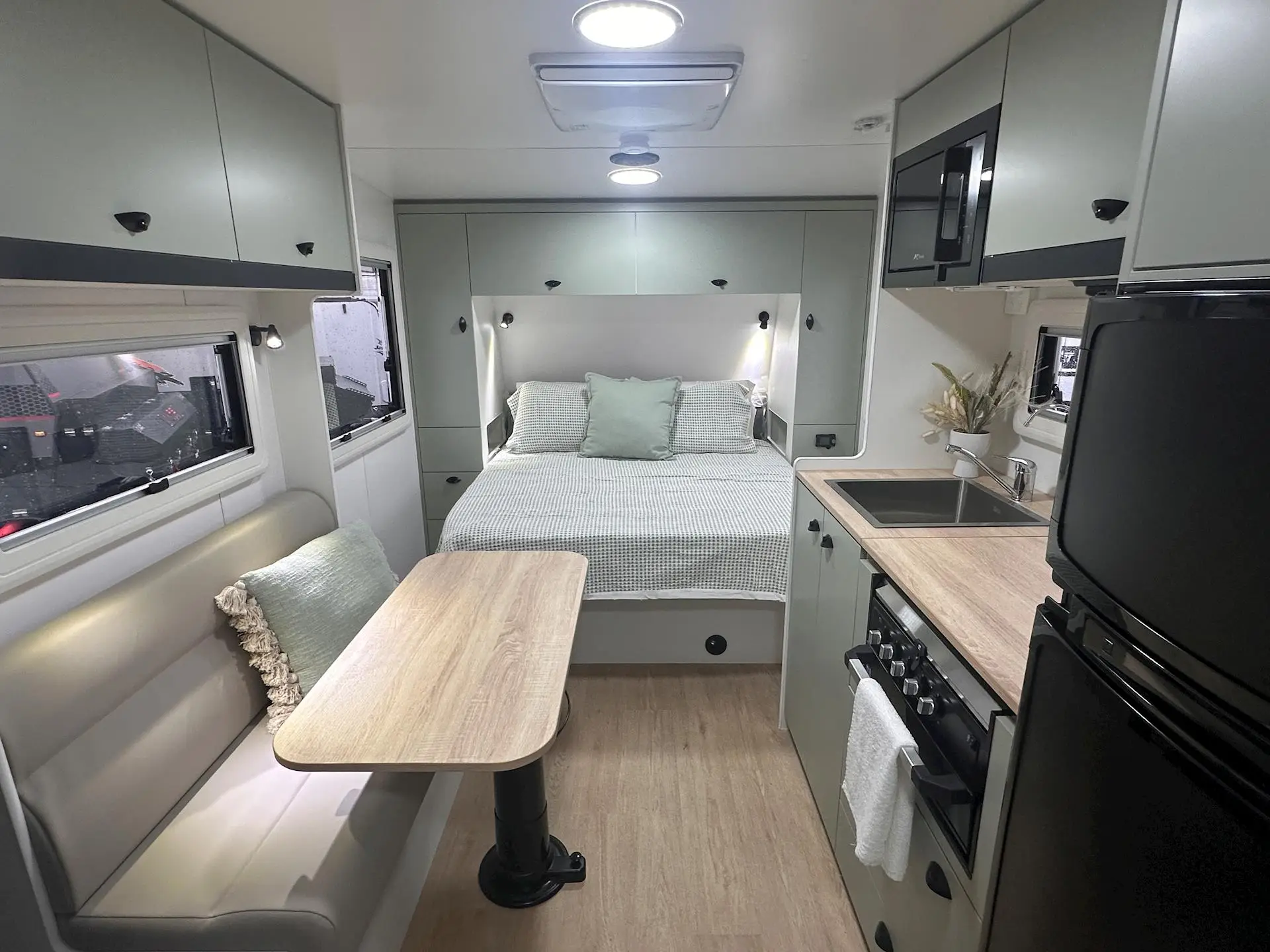 NEW 2026 VISCOUNT V1 COMPACT