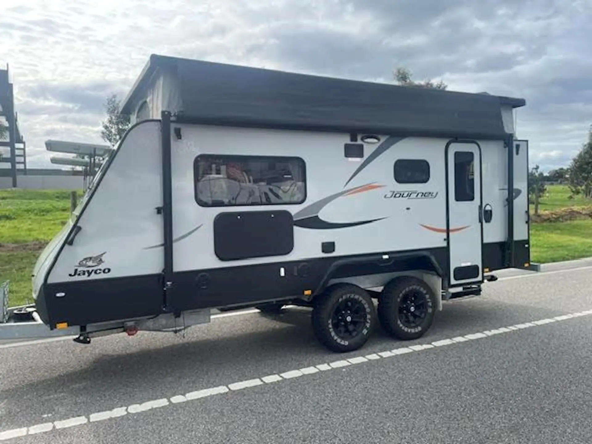 Used 2019 Jayco Journey 17 55-9 Outback