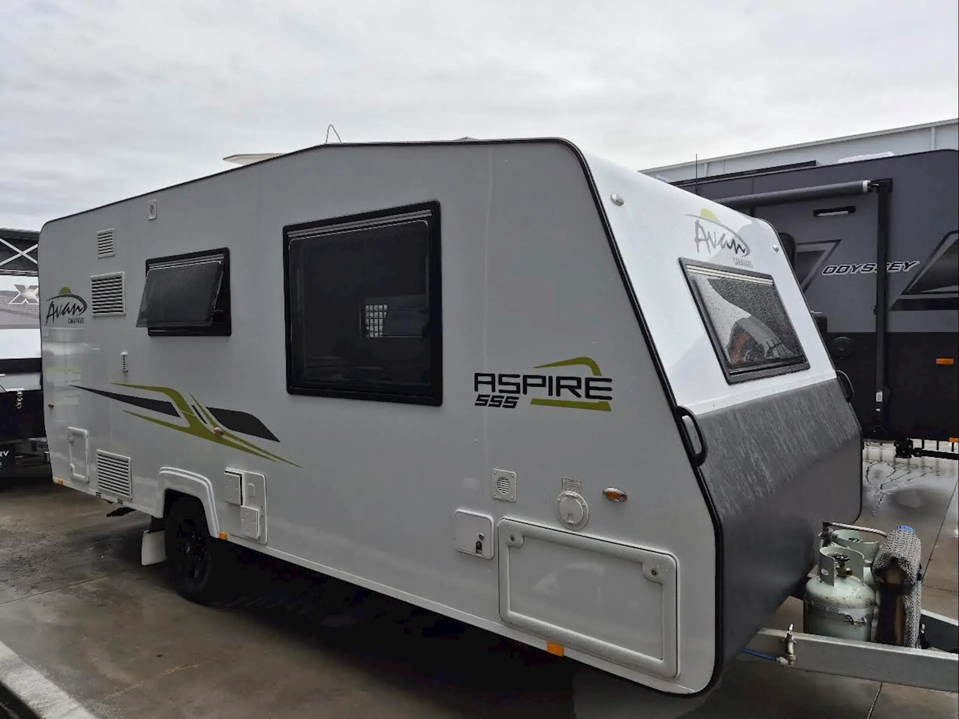 USED 2024 AVAN ASPIRE 555