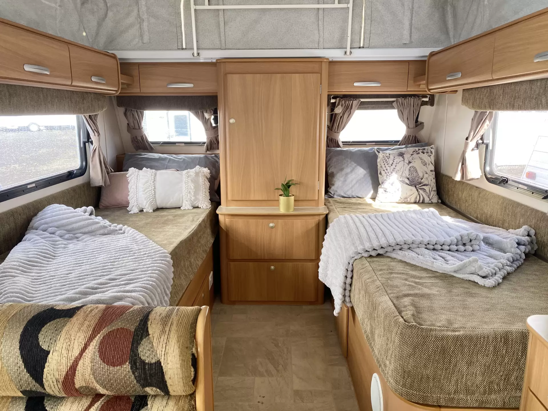 Caravan Image