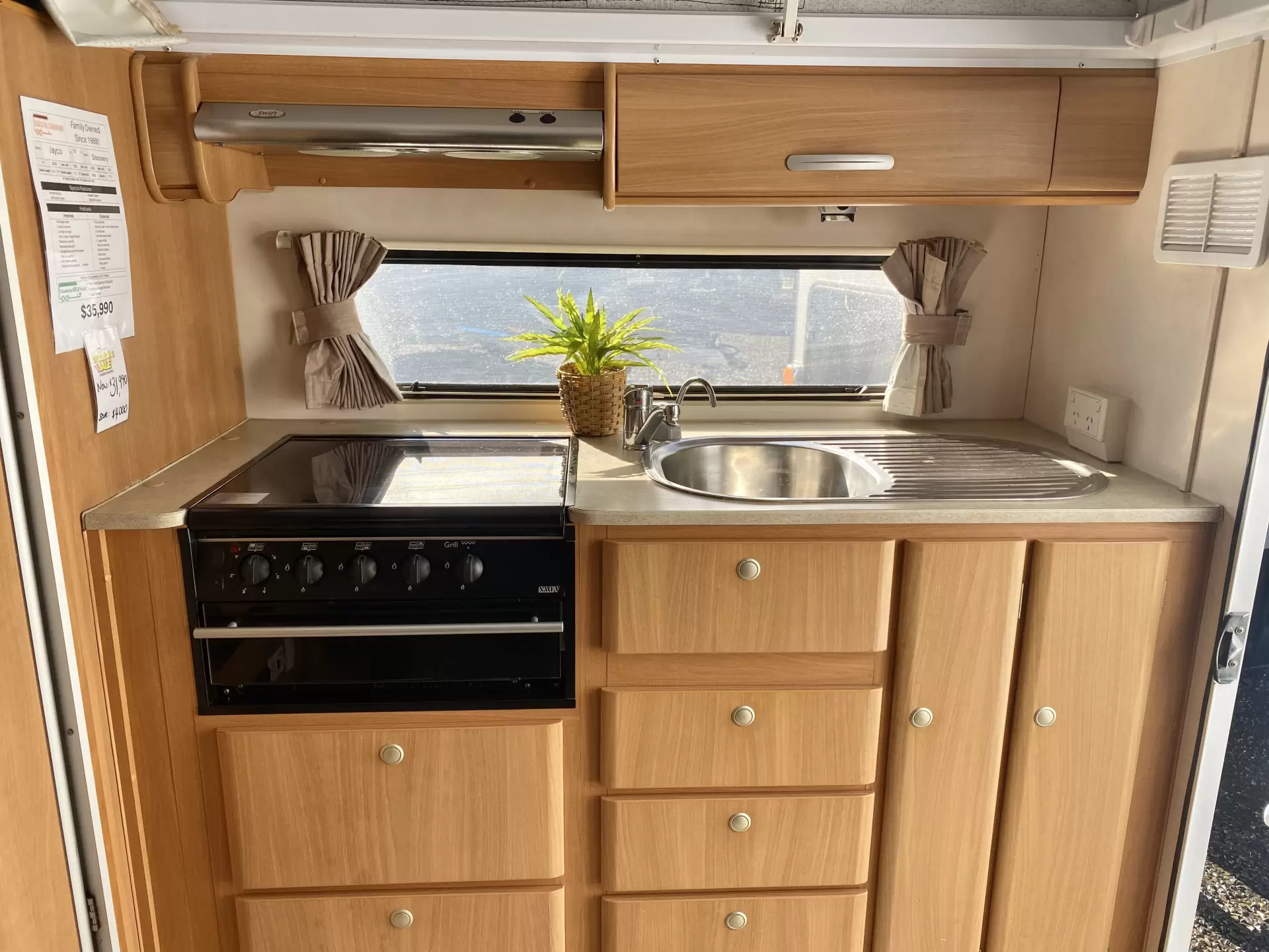 Caravan Image