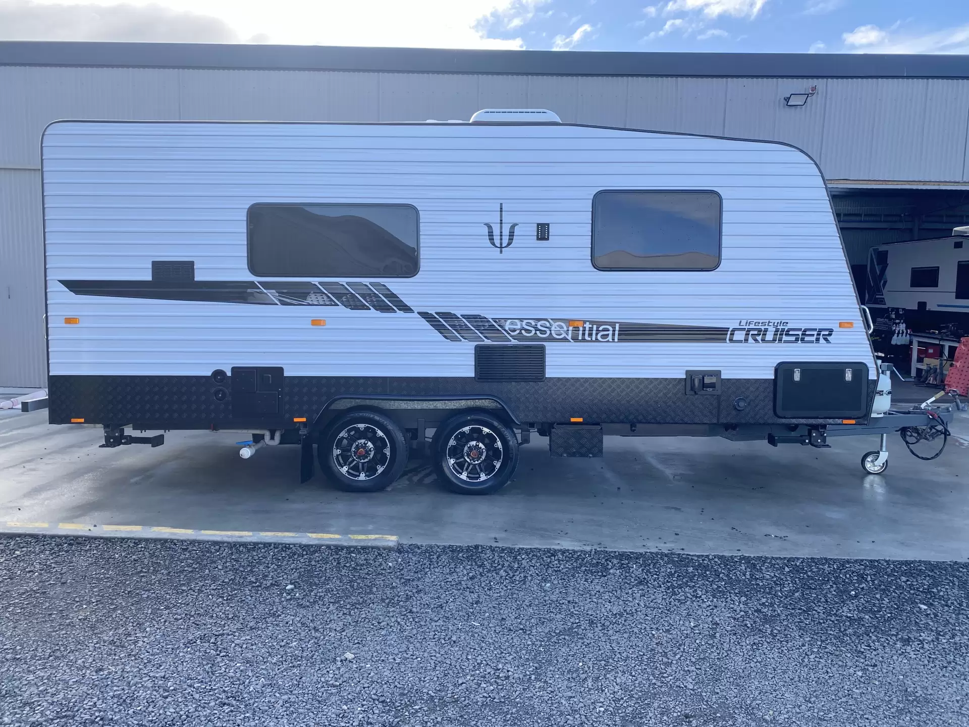 Essential Cruiser