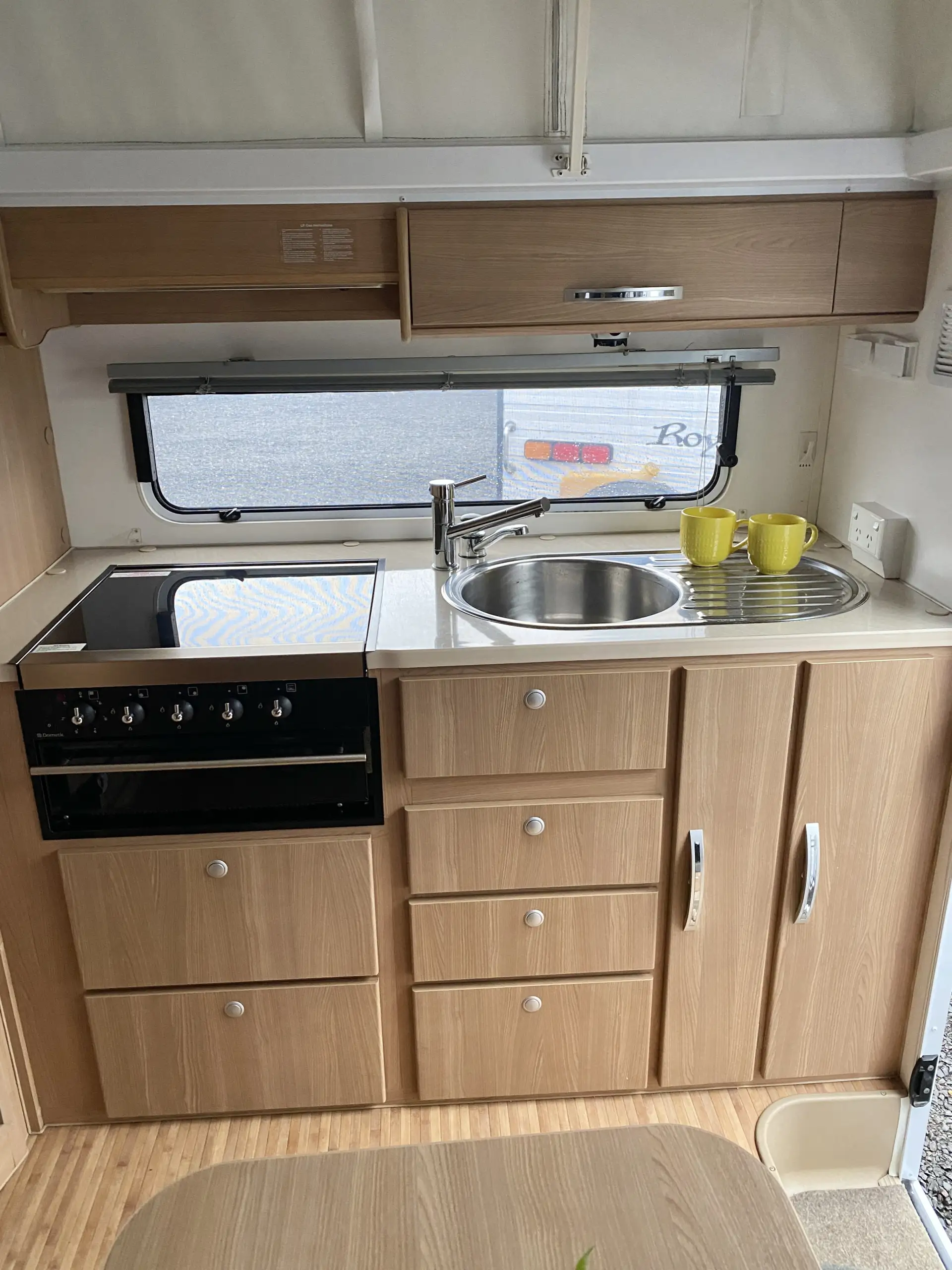 Jayco Discovery