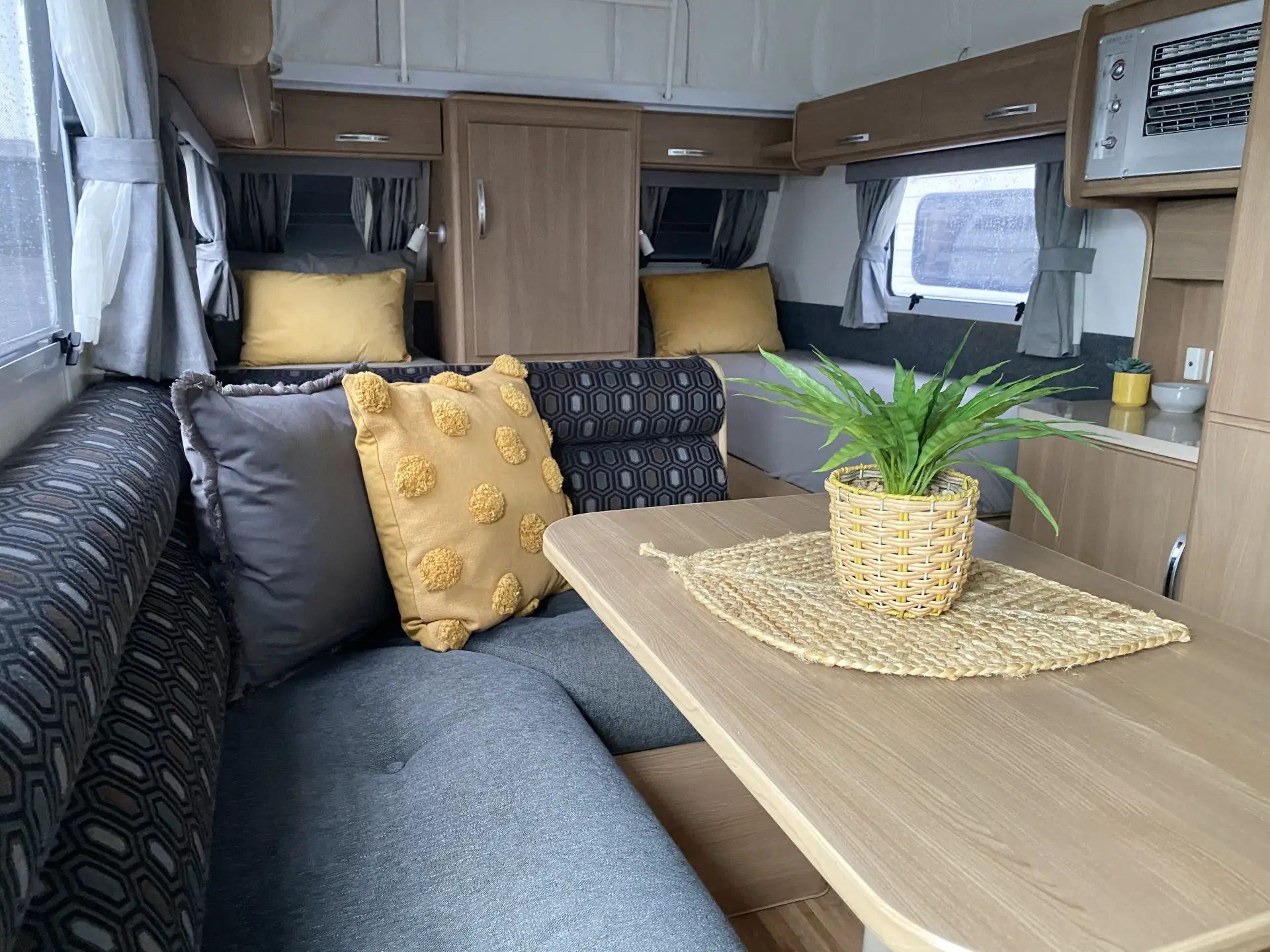 Jayco Discovery
