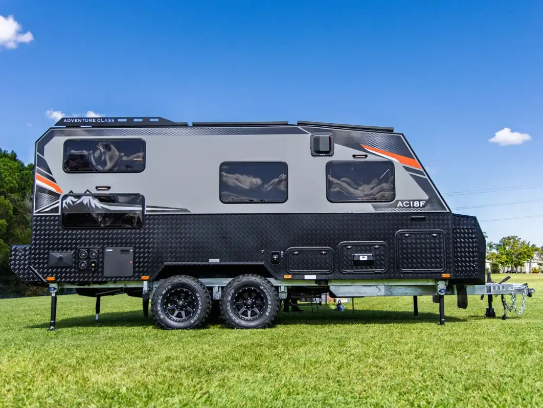 AC18F (18ft Family Van)