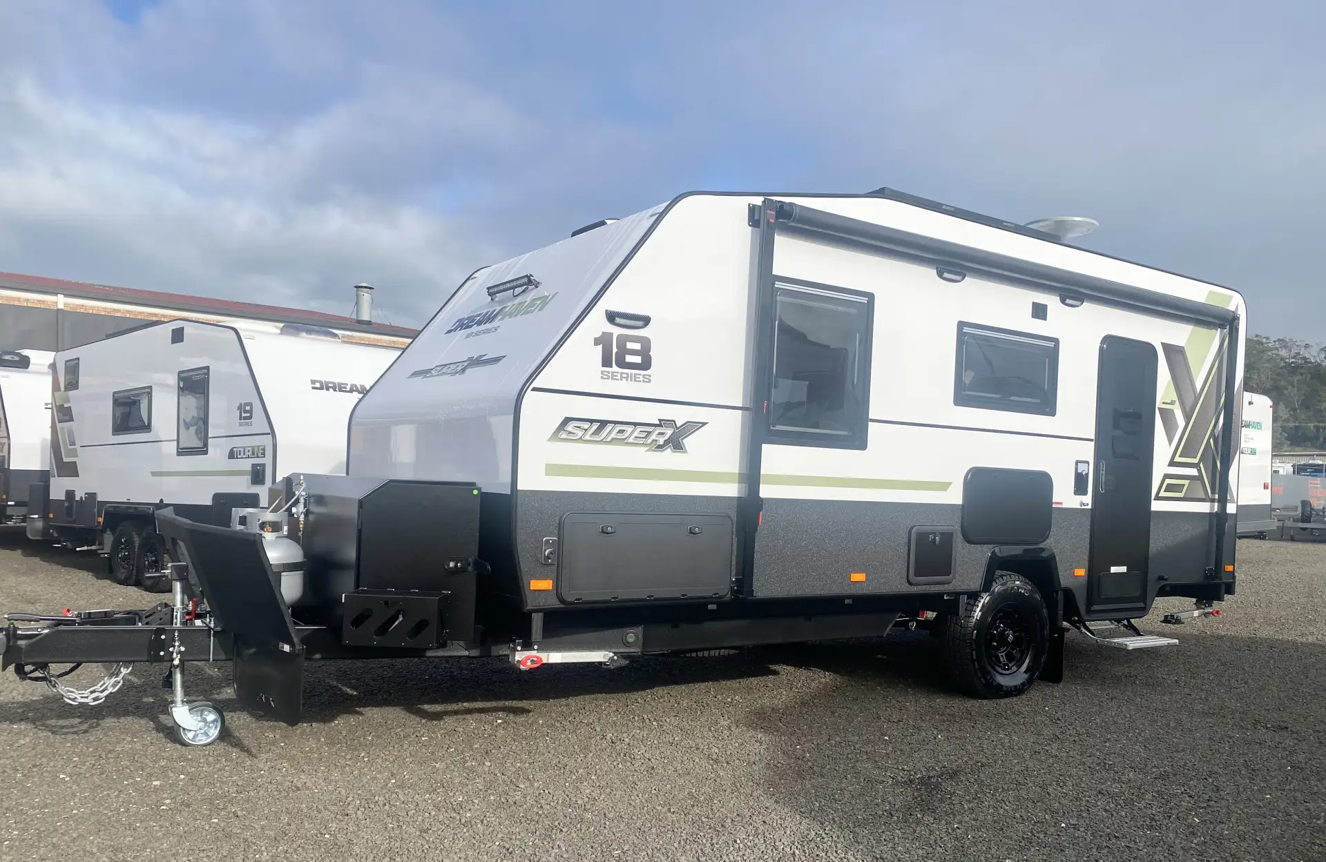 18 Series SuperX Caravan