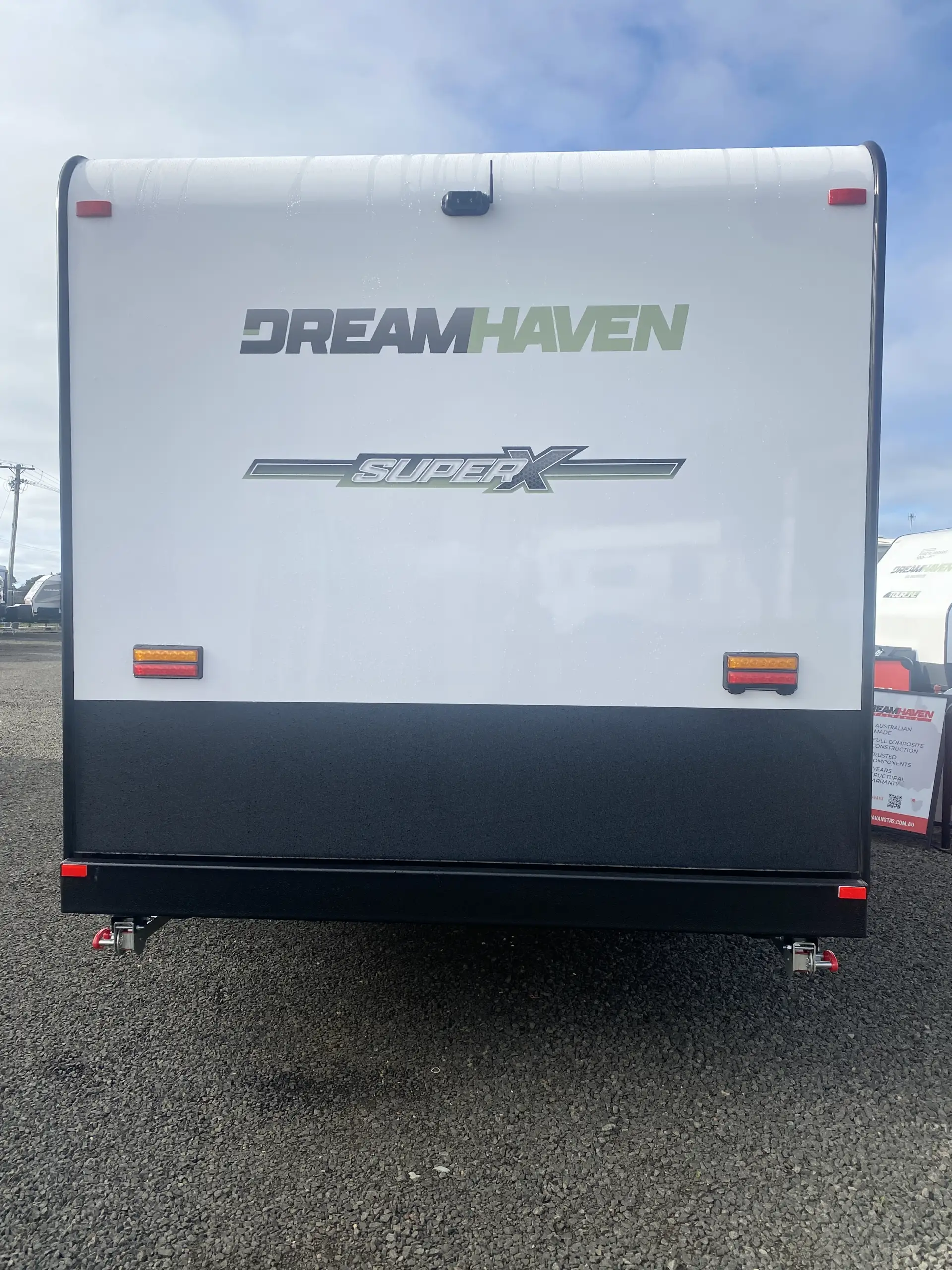 18 Series SuperX Caravan