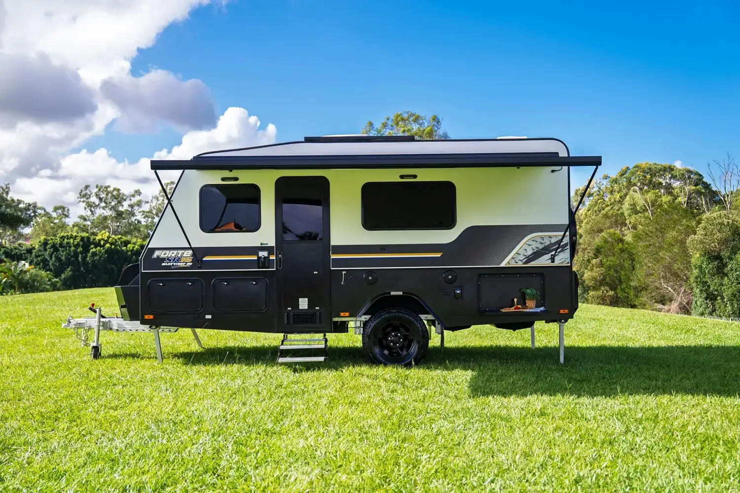 FORTE SR16 East West Series 2