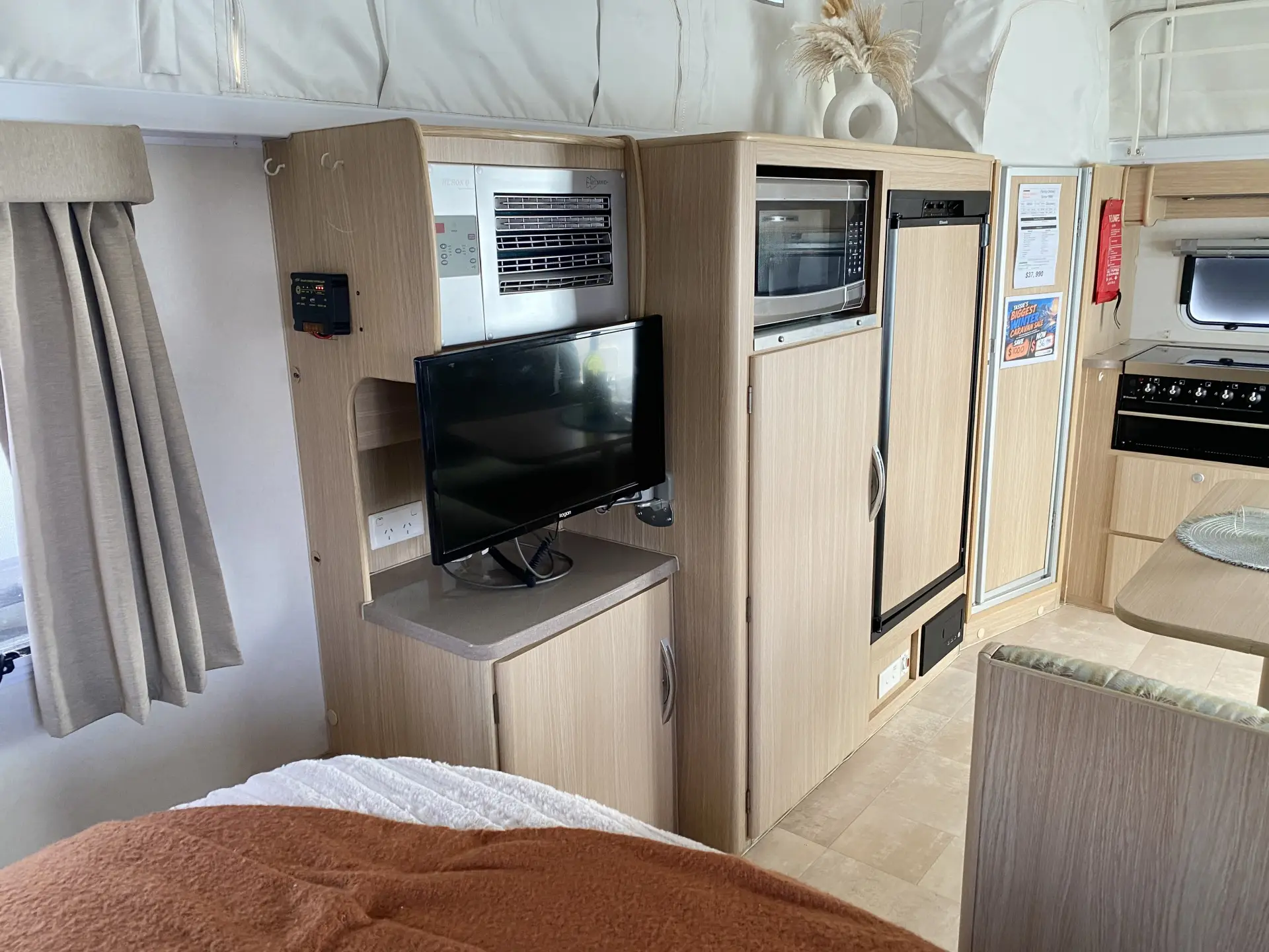 Caravan Image