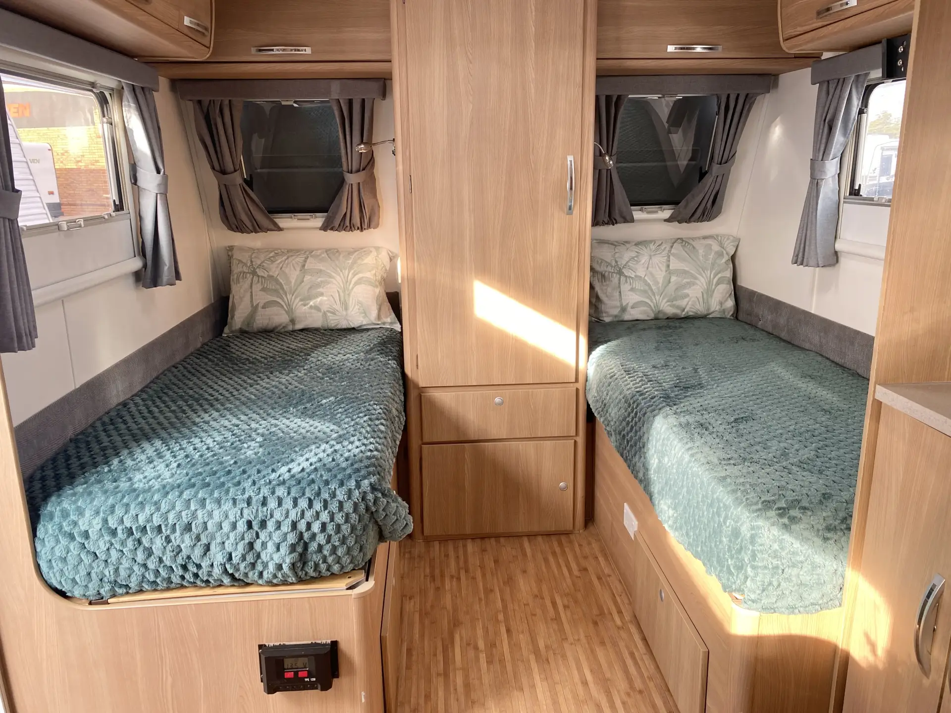 Caravan Image