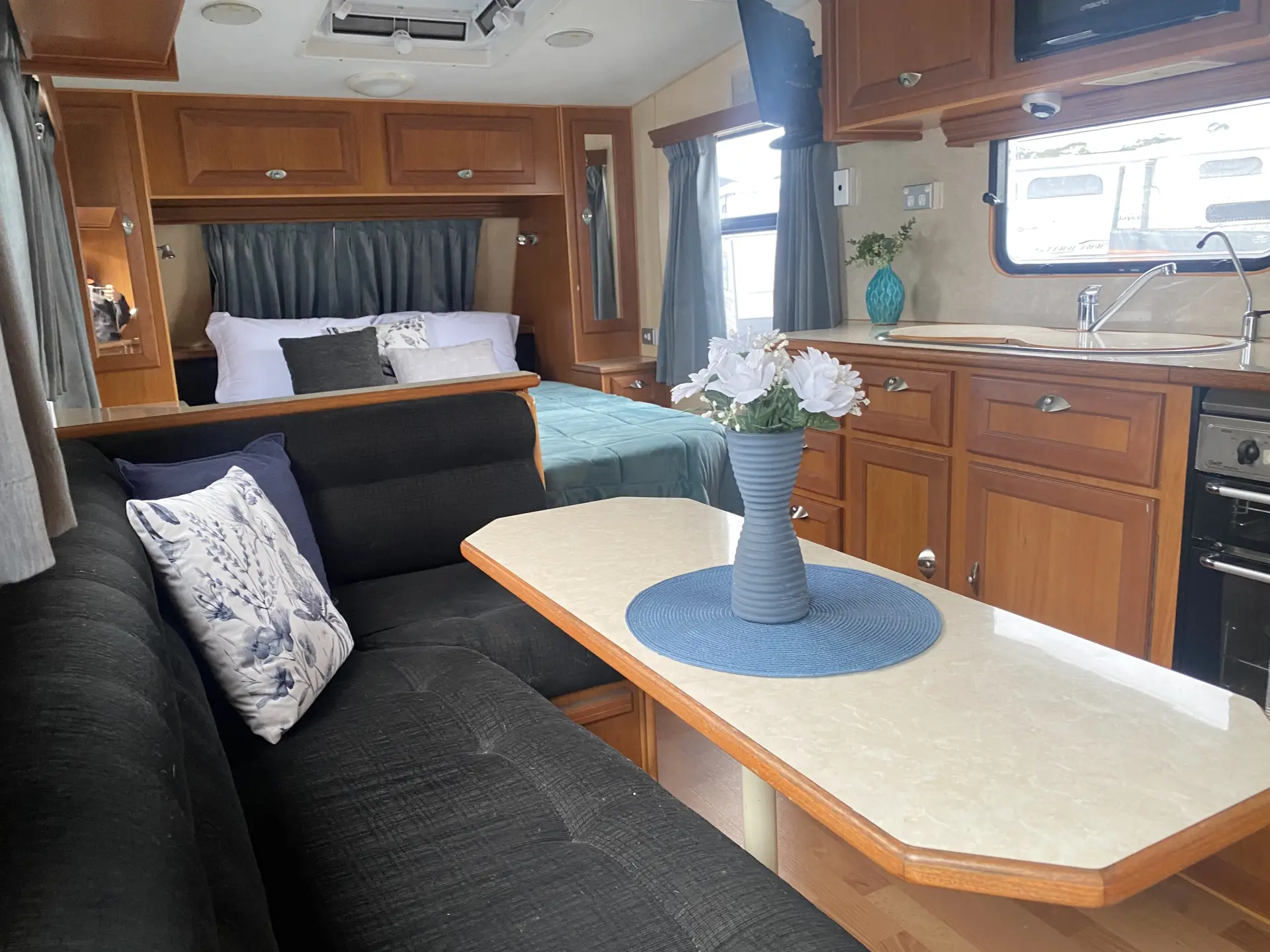Caravan Image