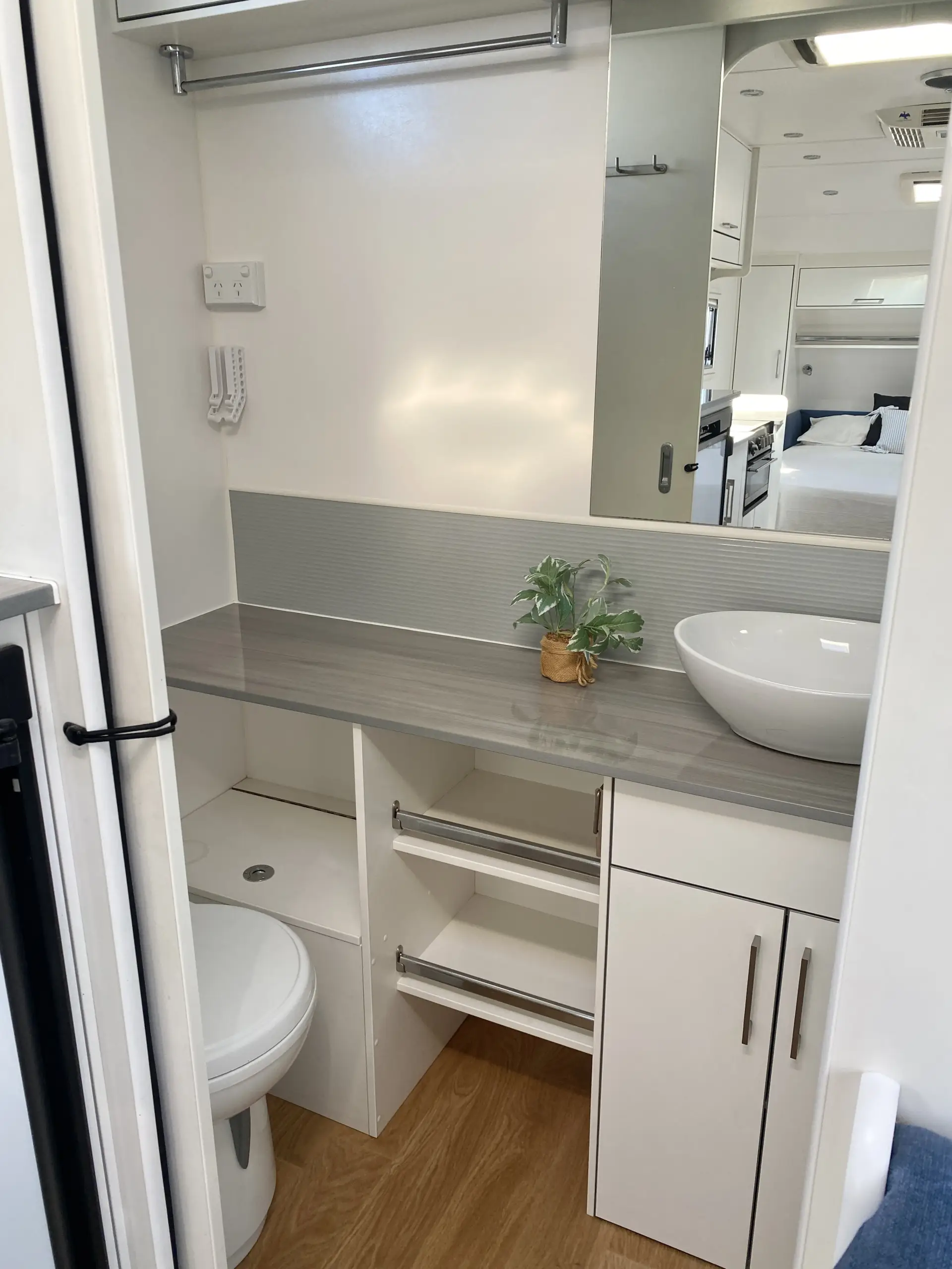 Caravan Image