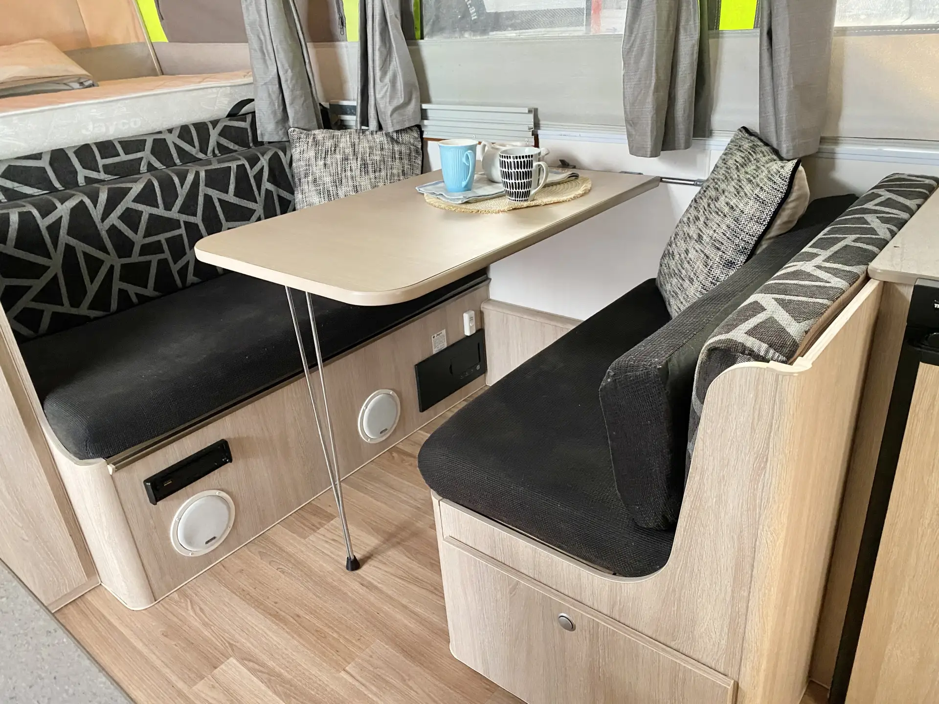 Caravan Image