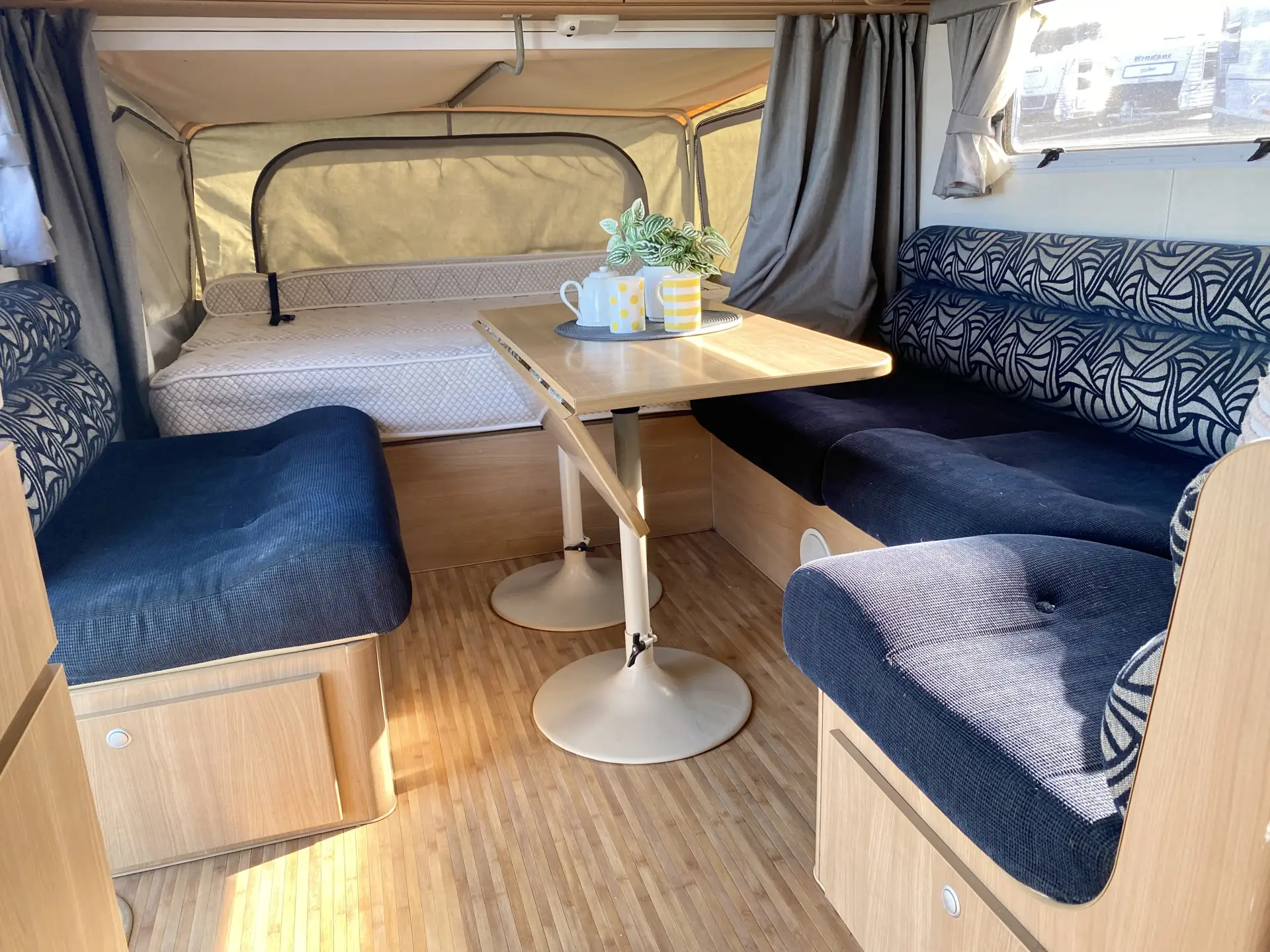 Caravan Image