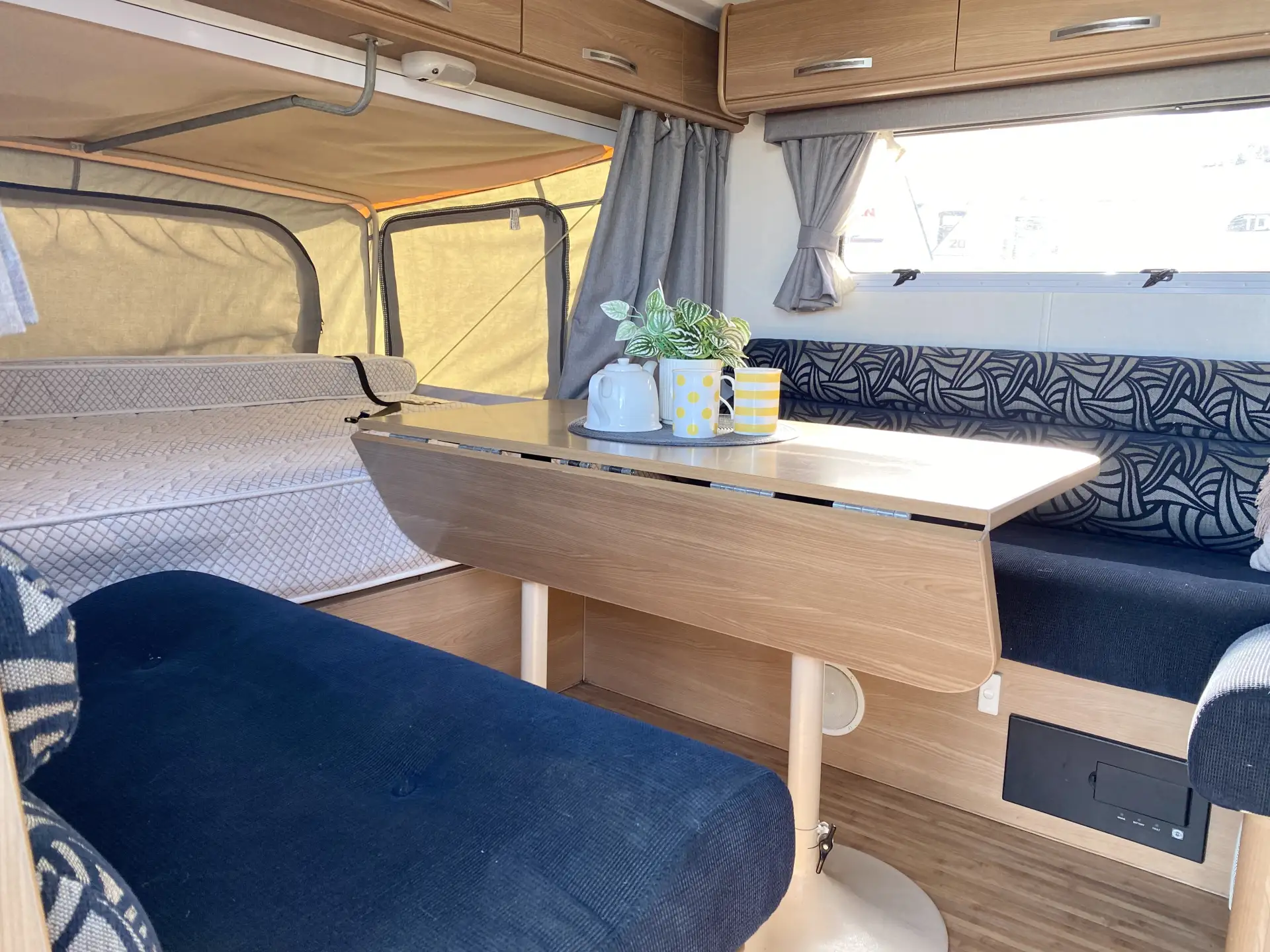 Caravan Image