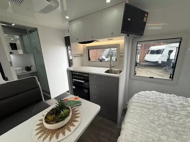 15 Series Tourline Caravan