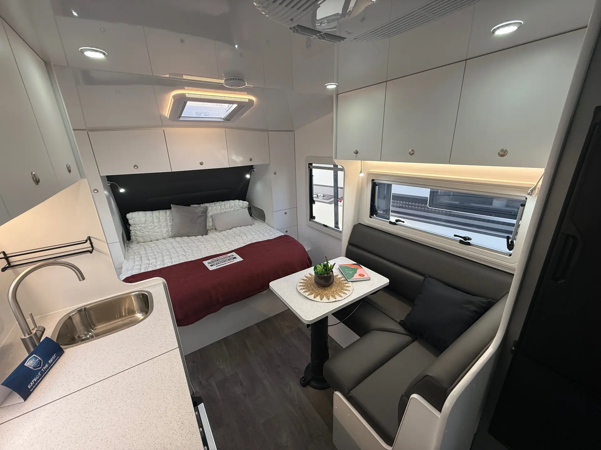 15 Series Tourline Caravan