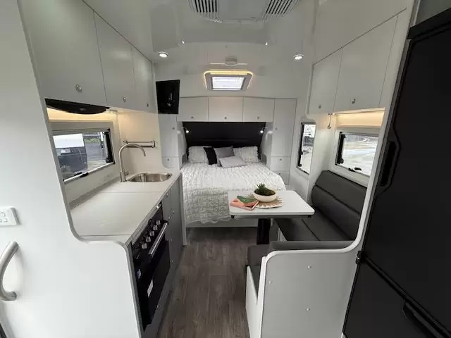 15 Series Tourline Caravan