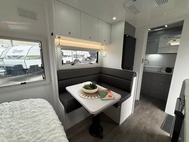 15 Series Tourline Caravan