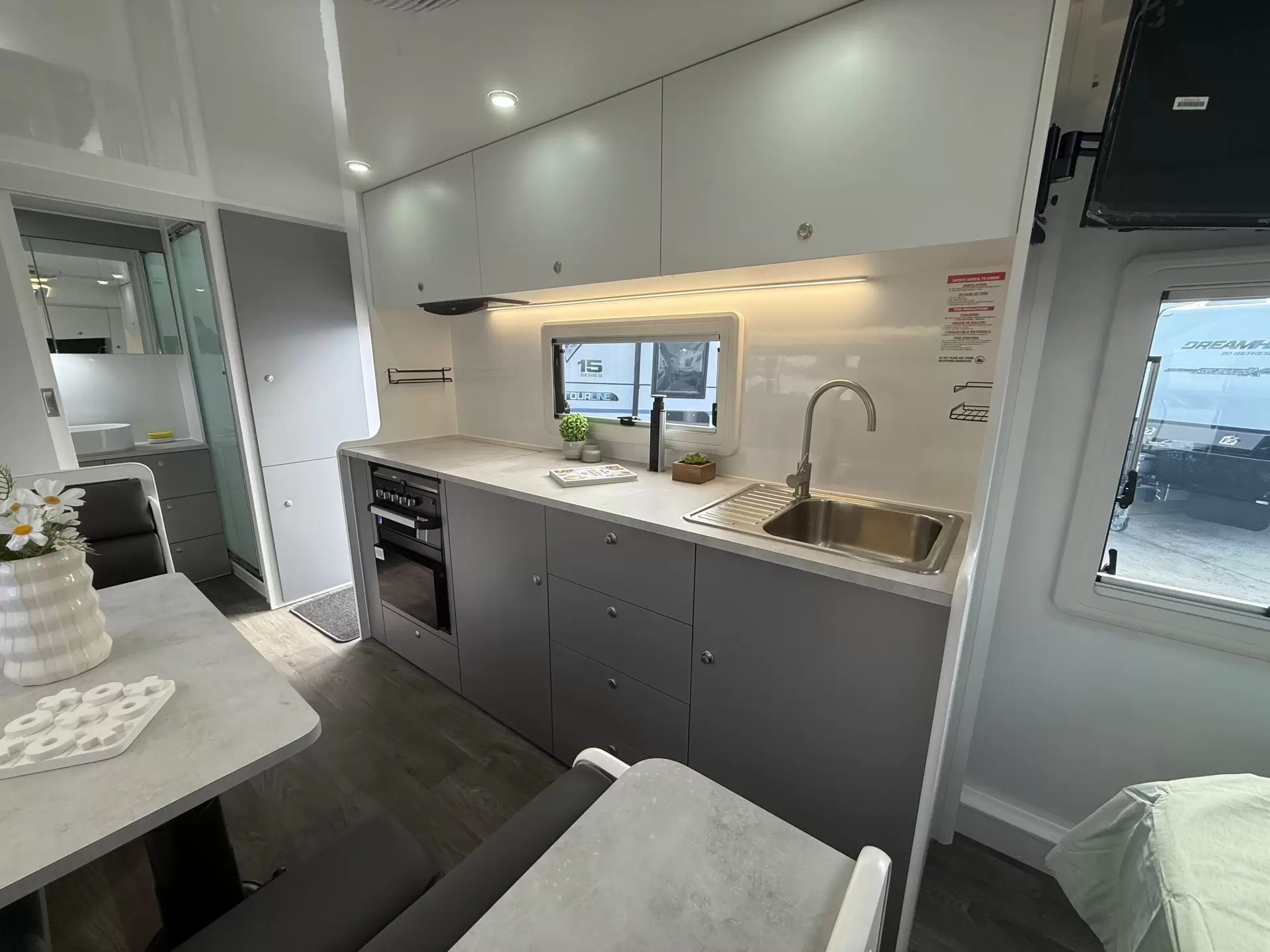 20 Series Tourline Caravan